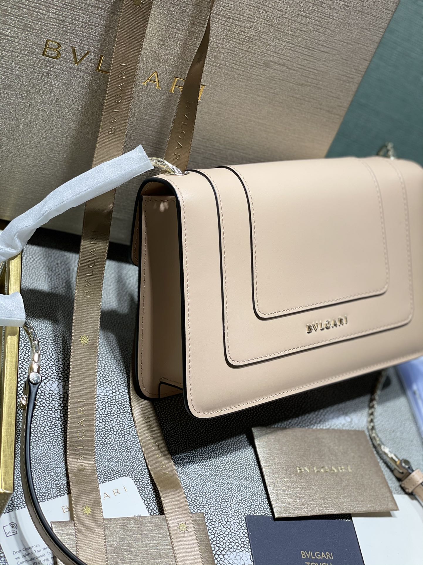 Handbag