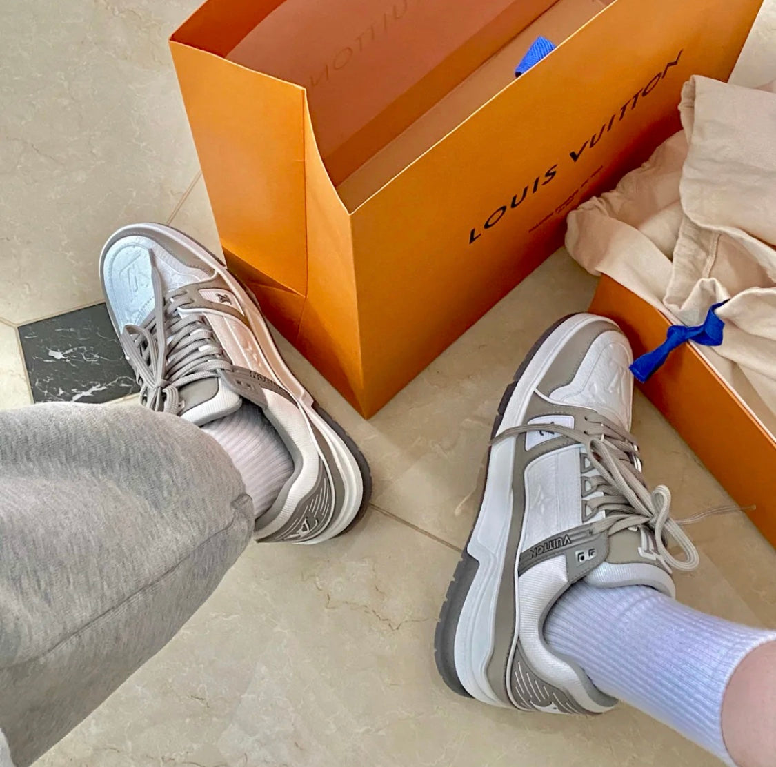 Sneakers