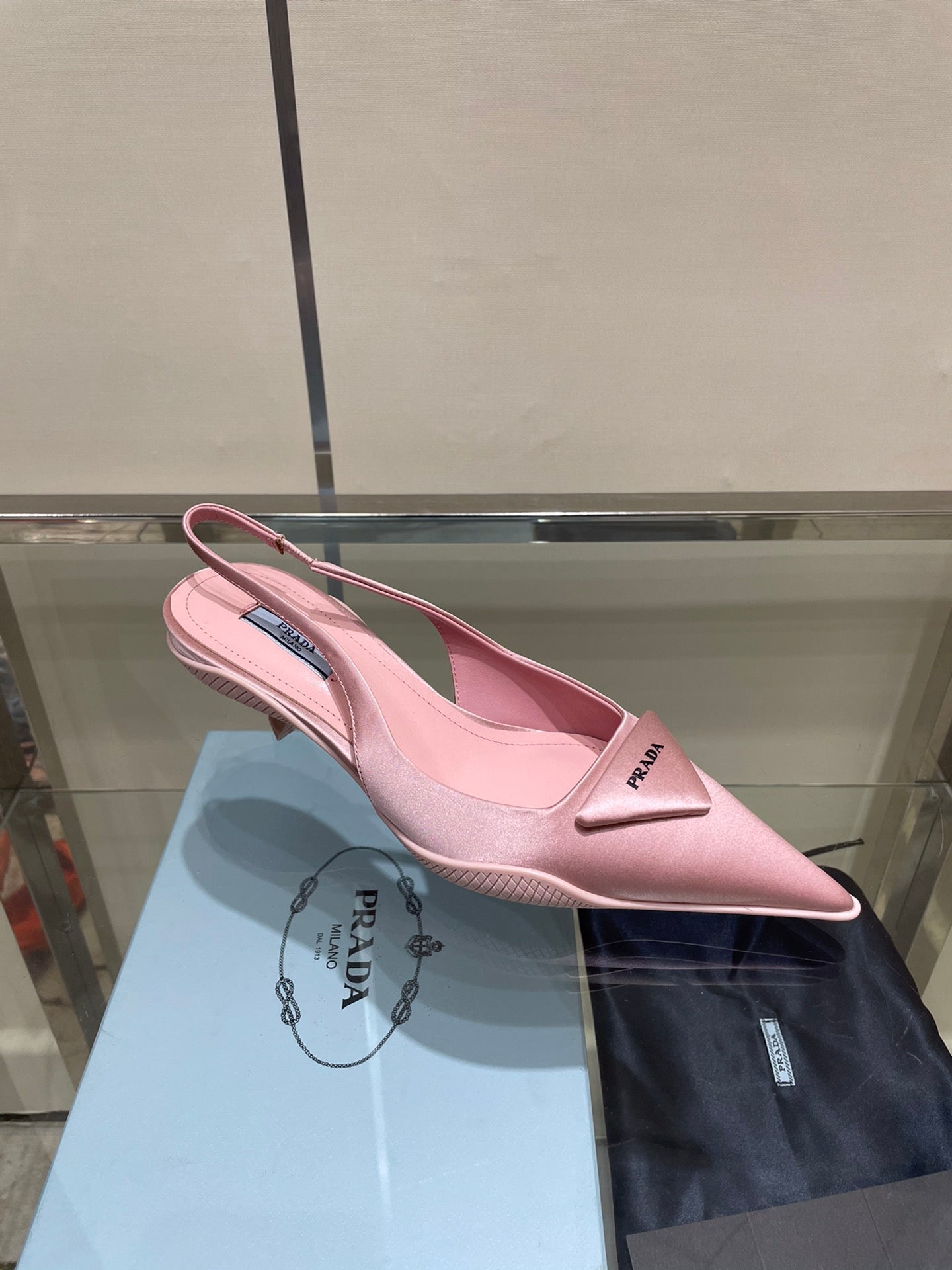 Slingbacks