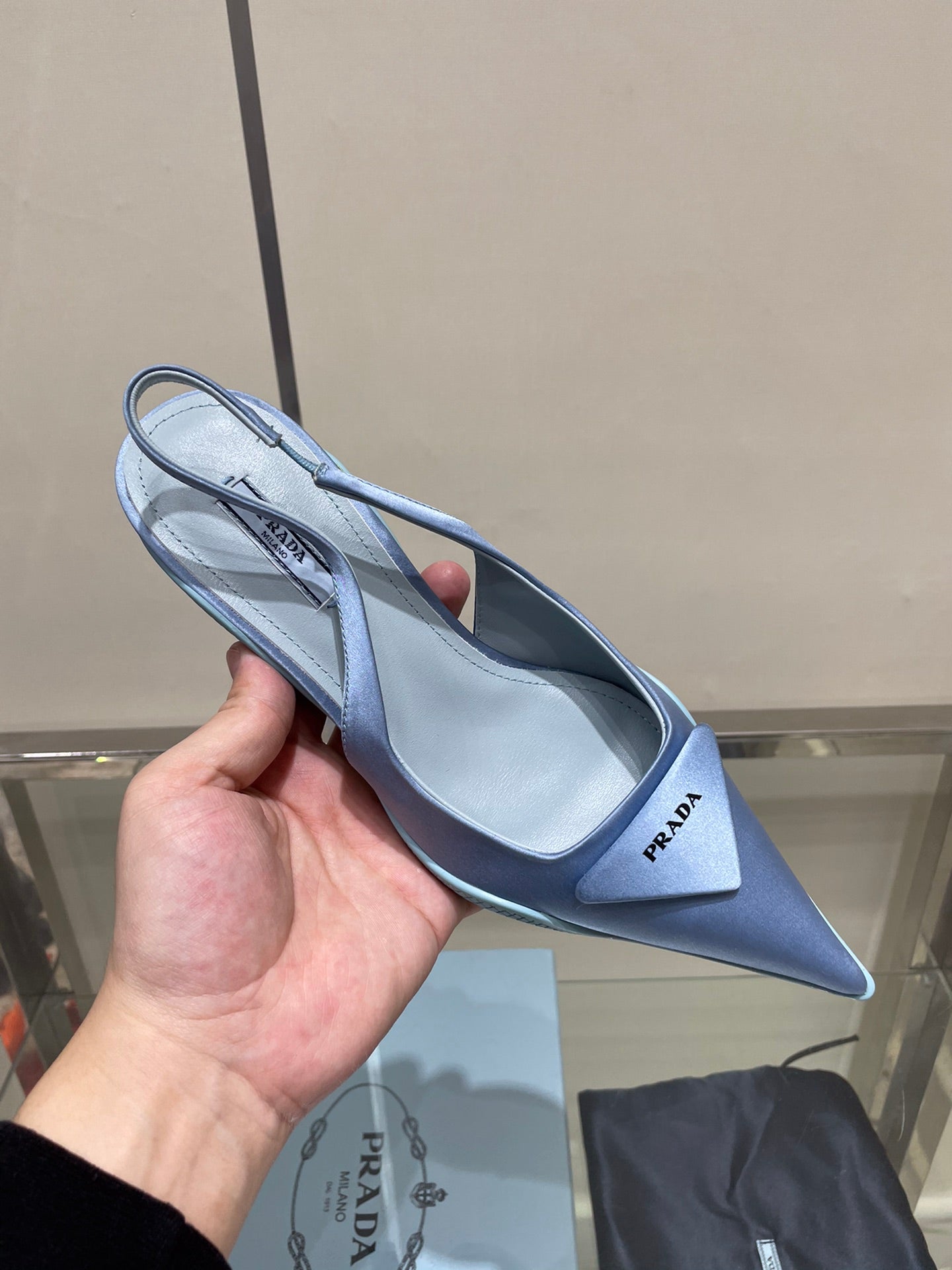 Slingbacks