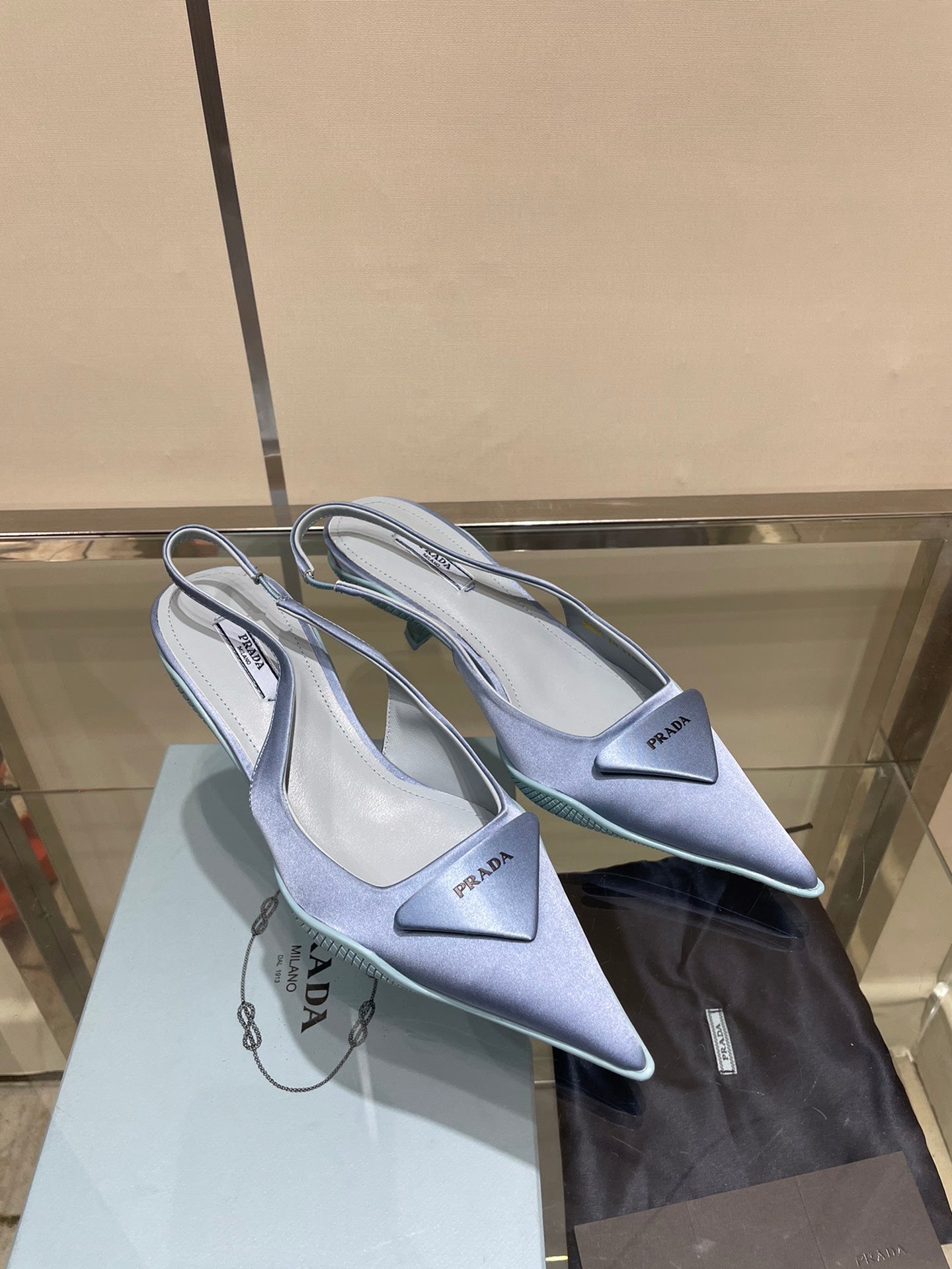 Slingbacks