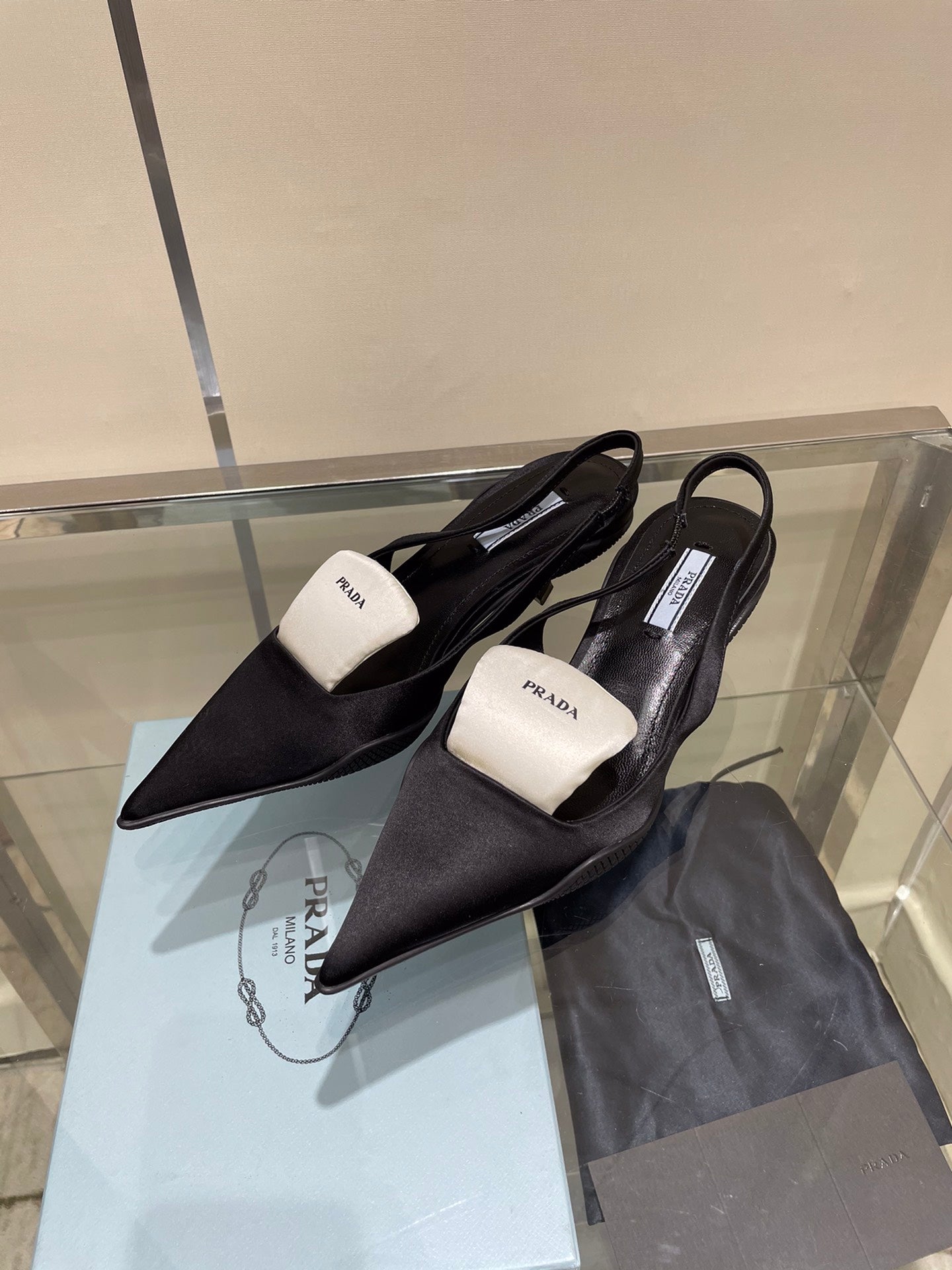 Slingbacks