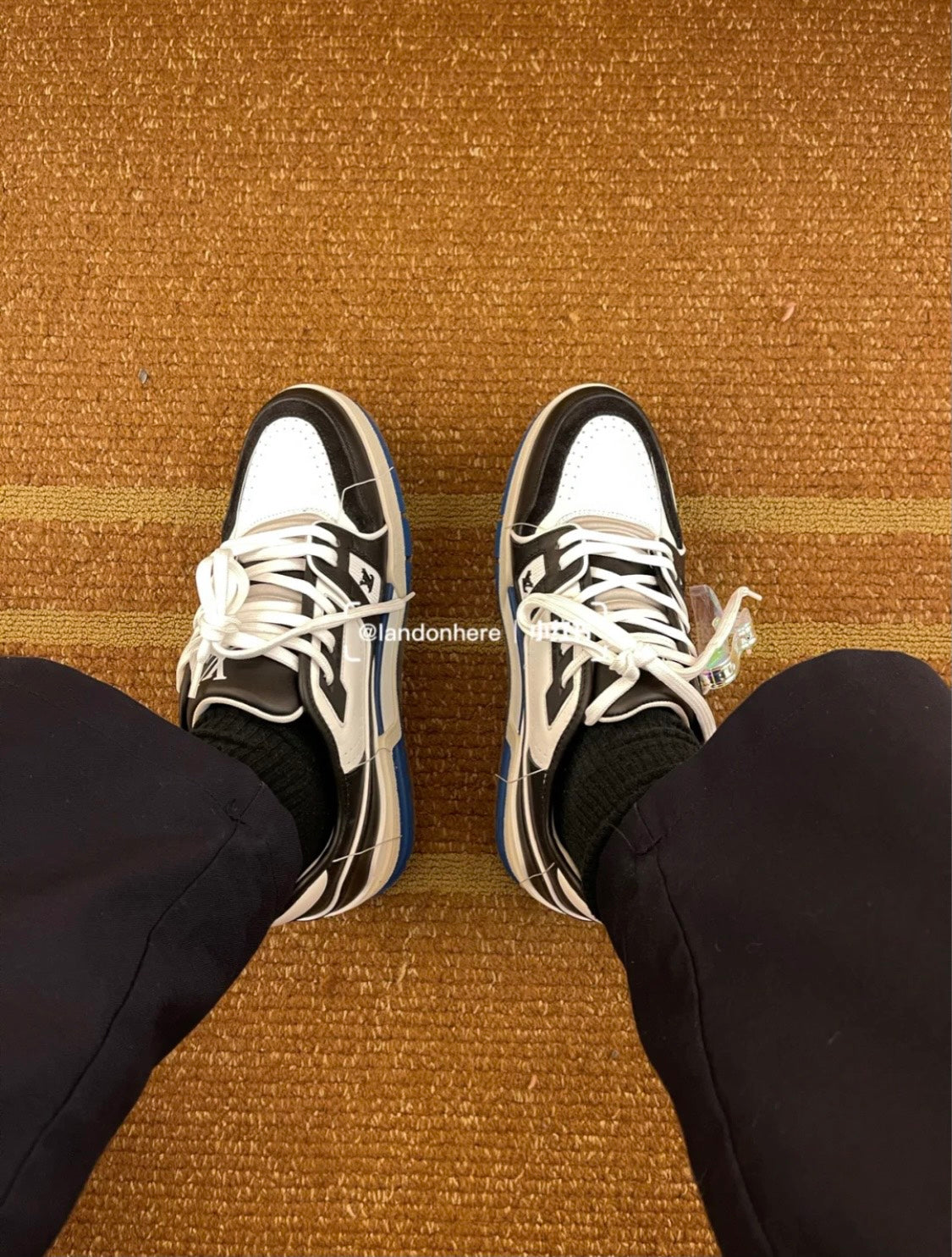 Sneakers