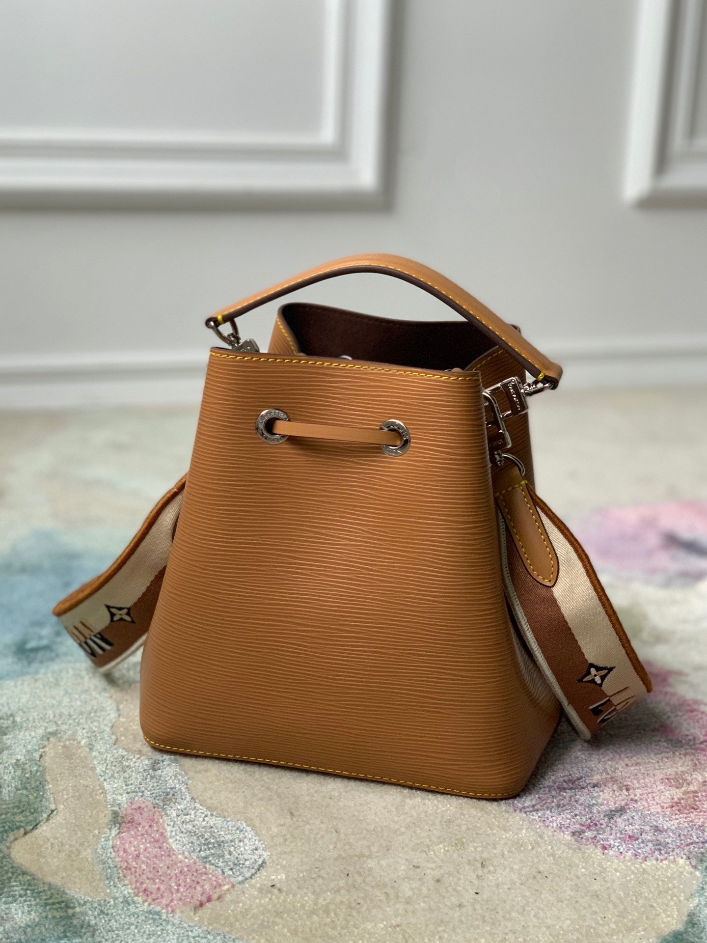 Bucket Bag