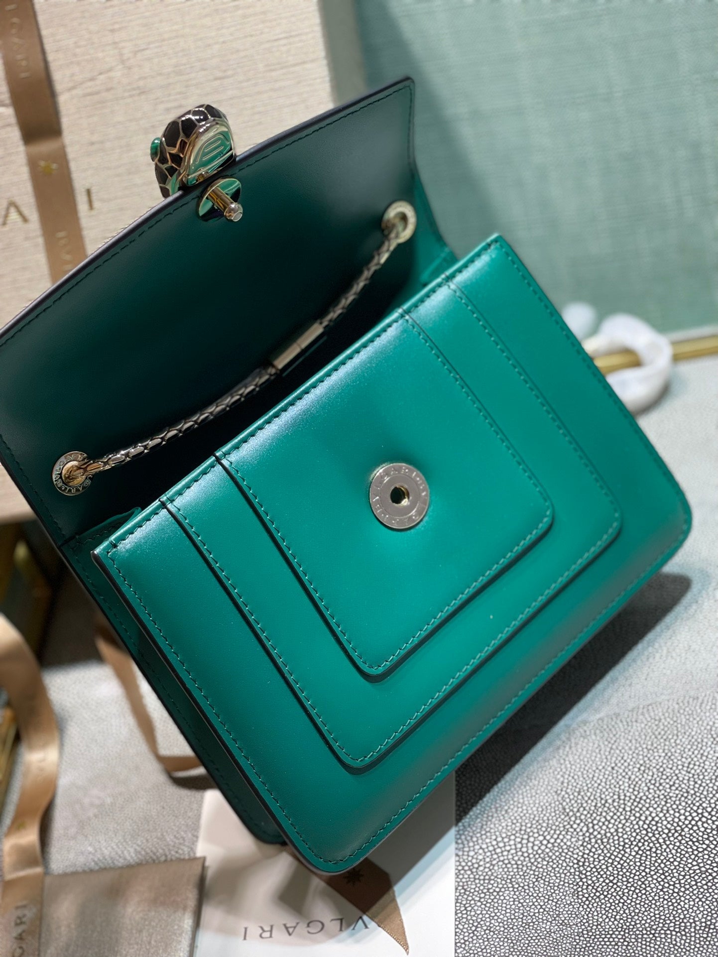 Handbag