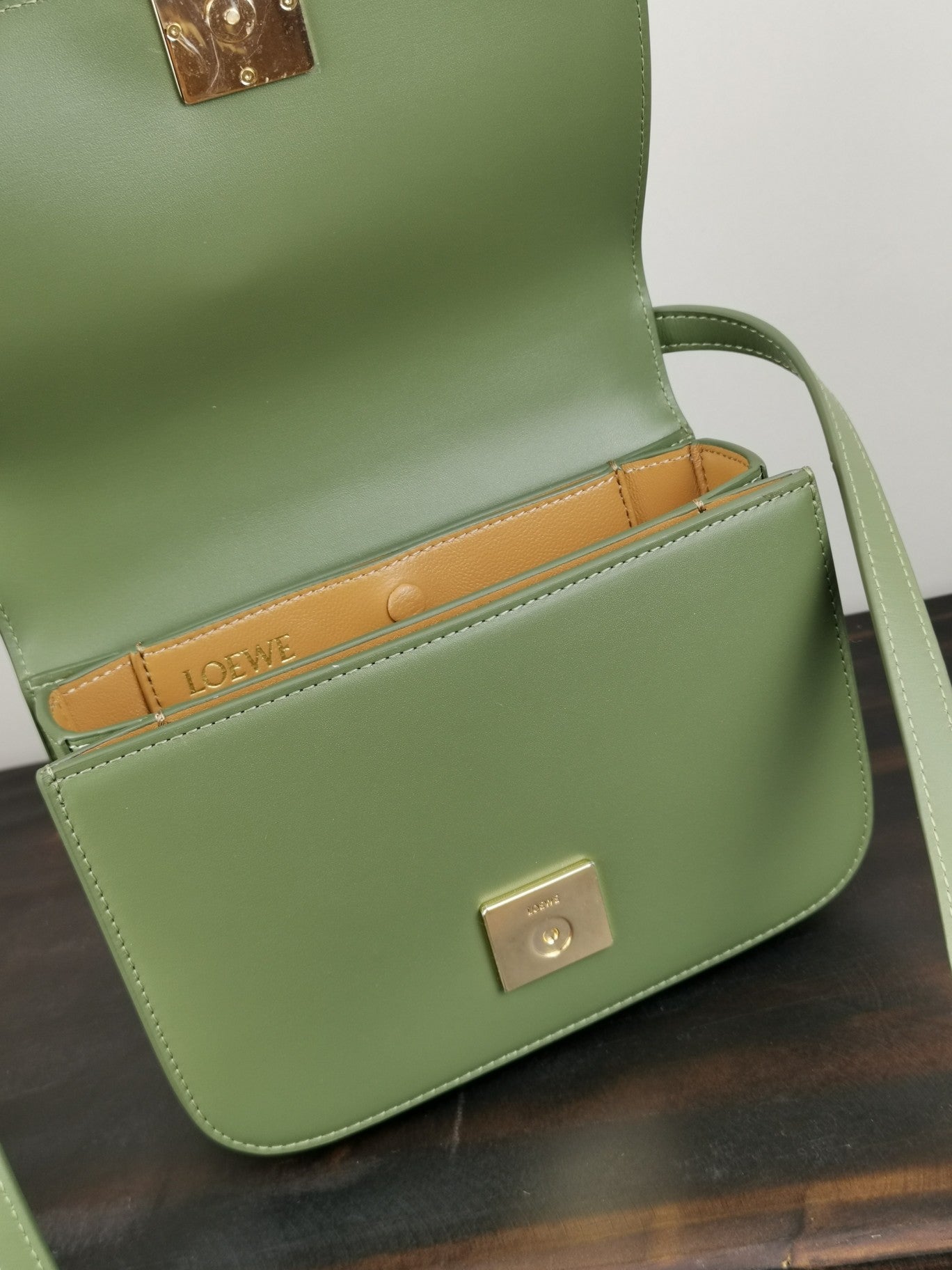 Handbag