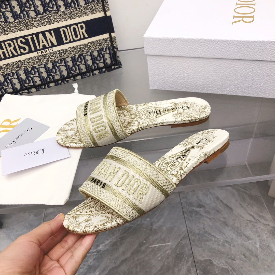 Slippers