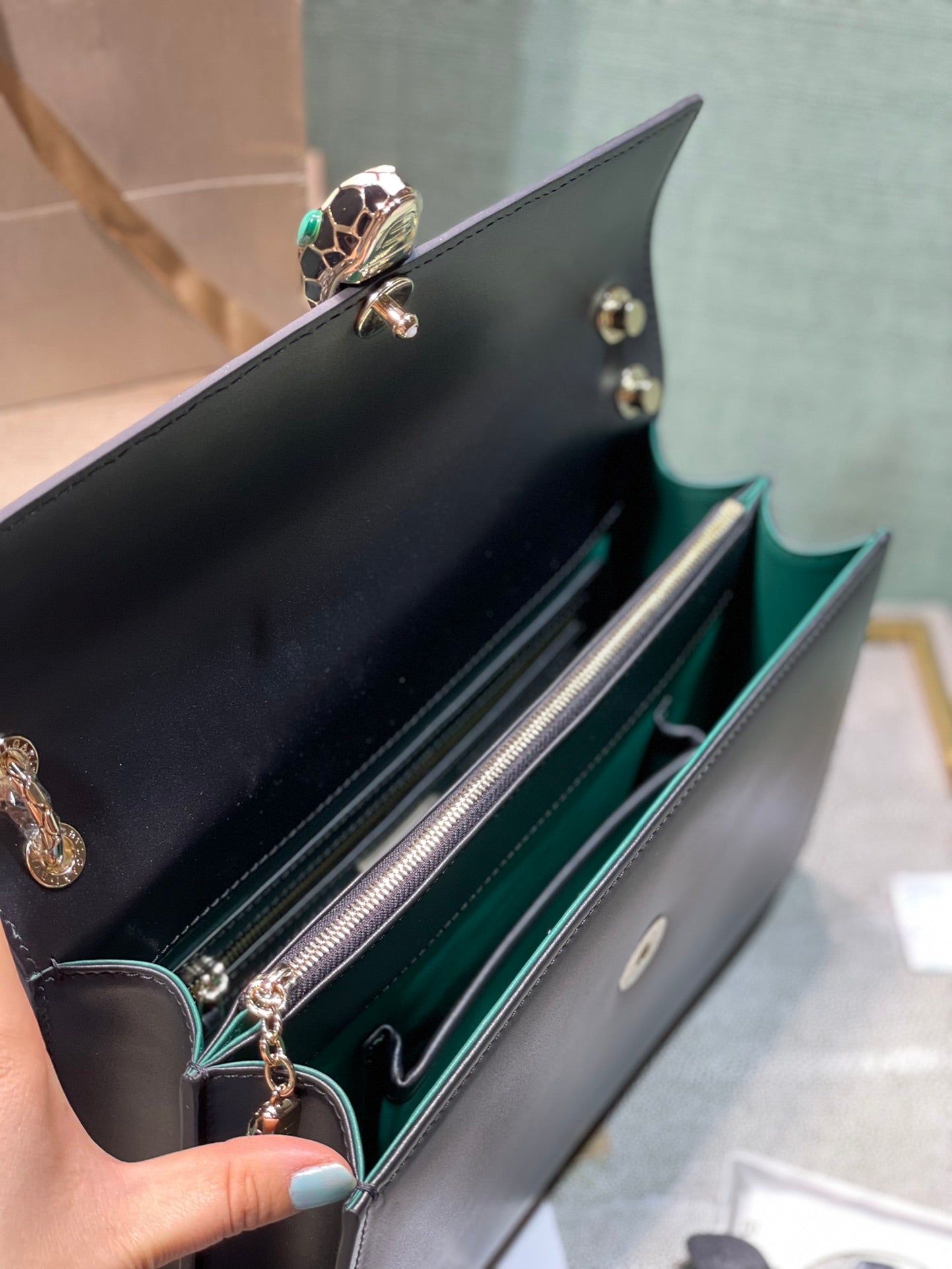 Handbag