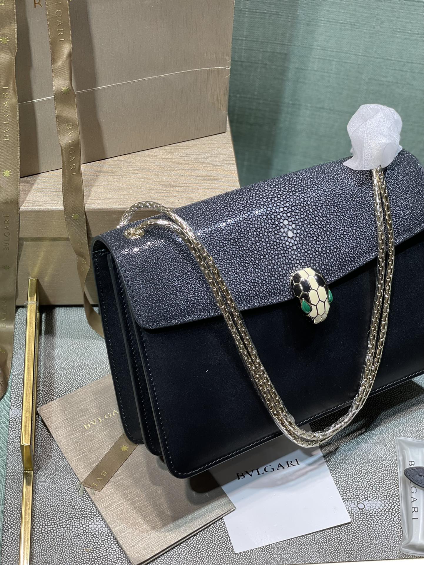 Handbag