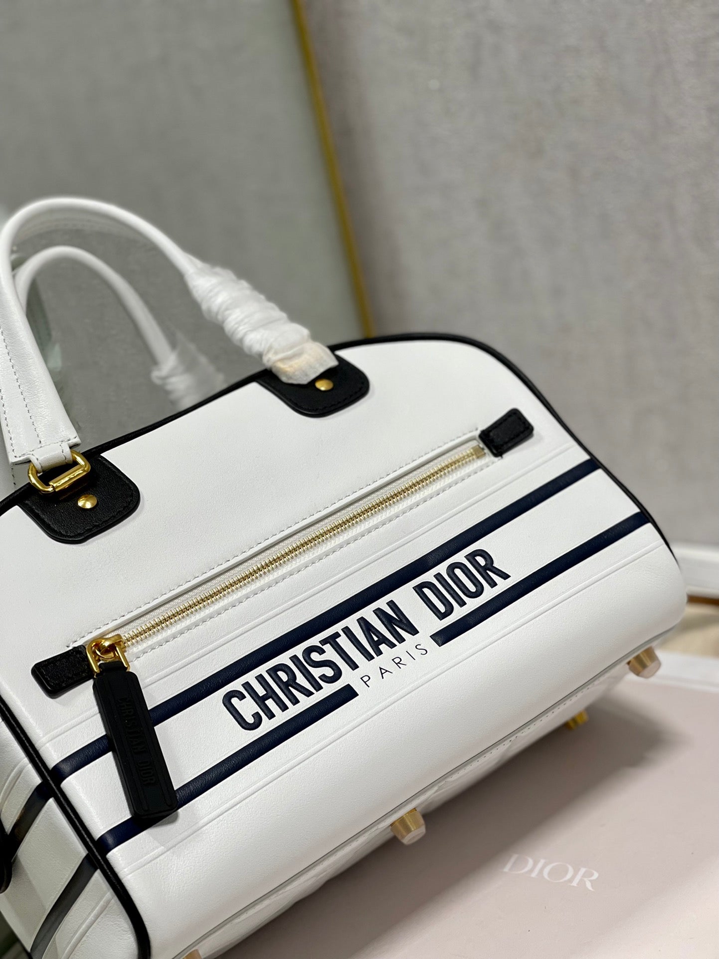 Handbag