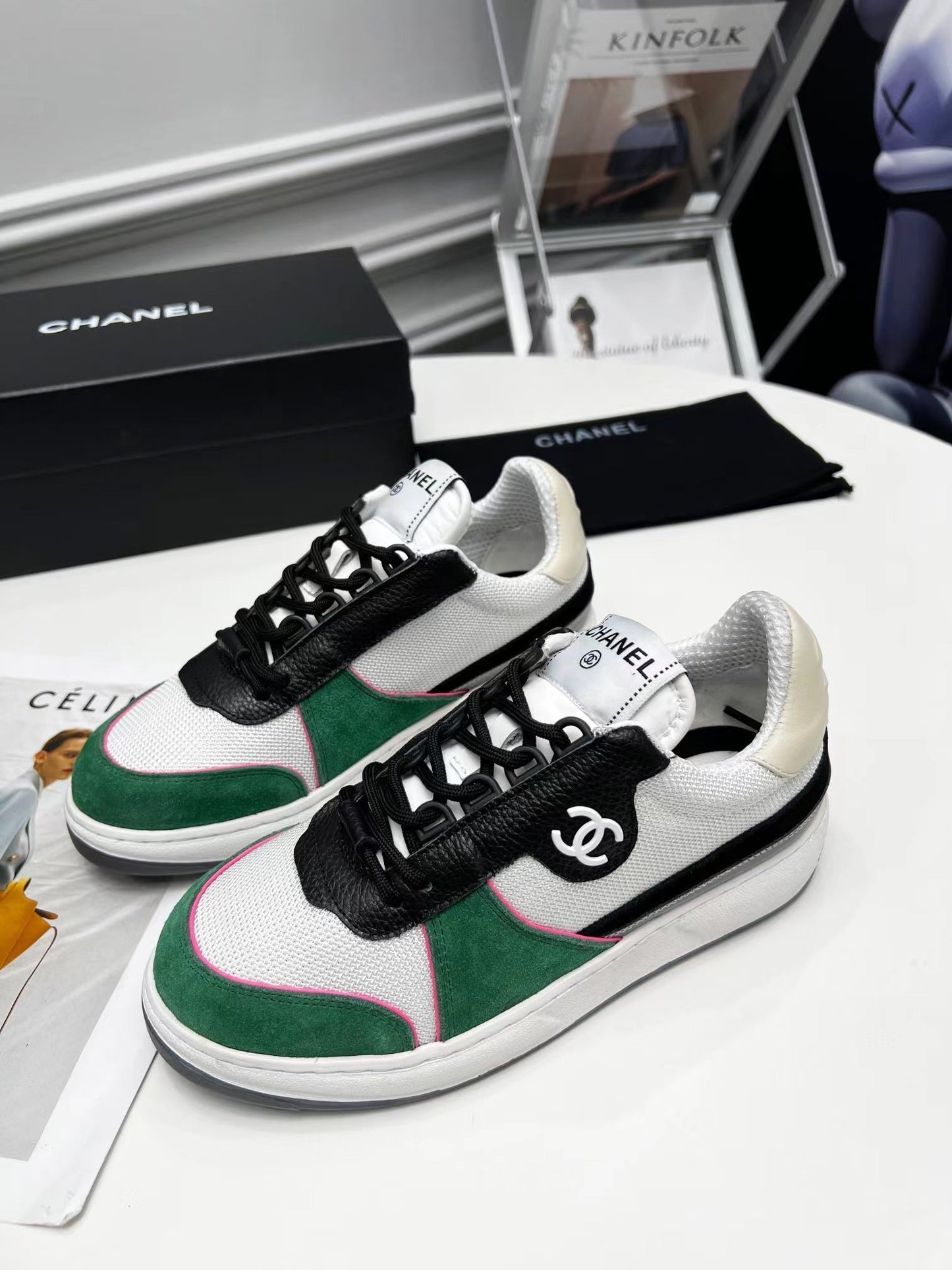 Sneakers