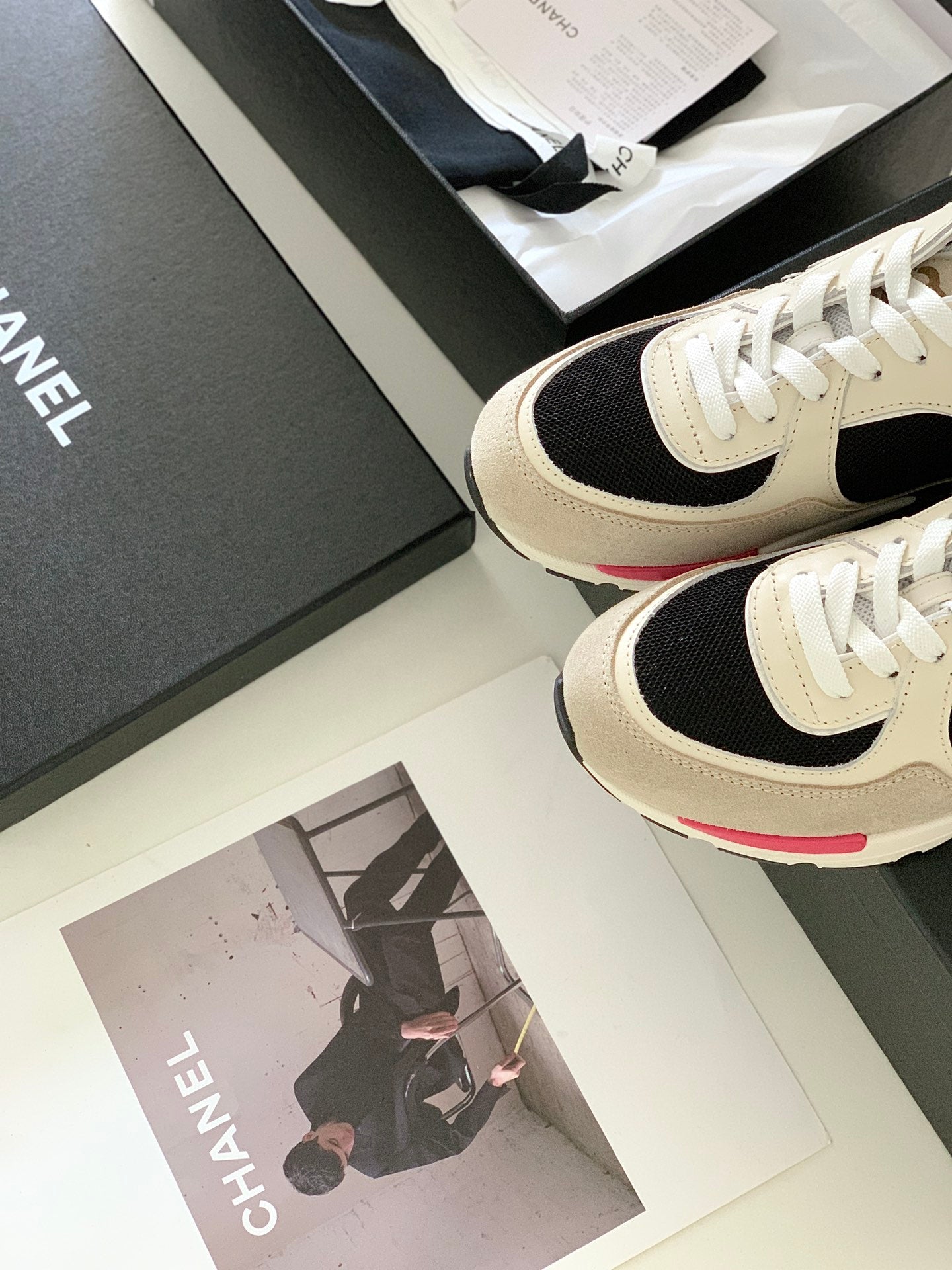 Sneakers
