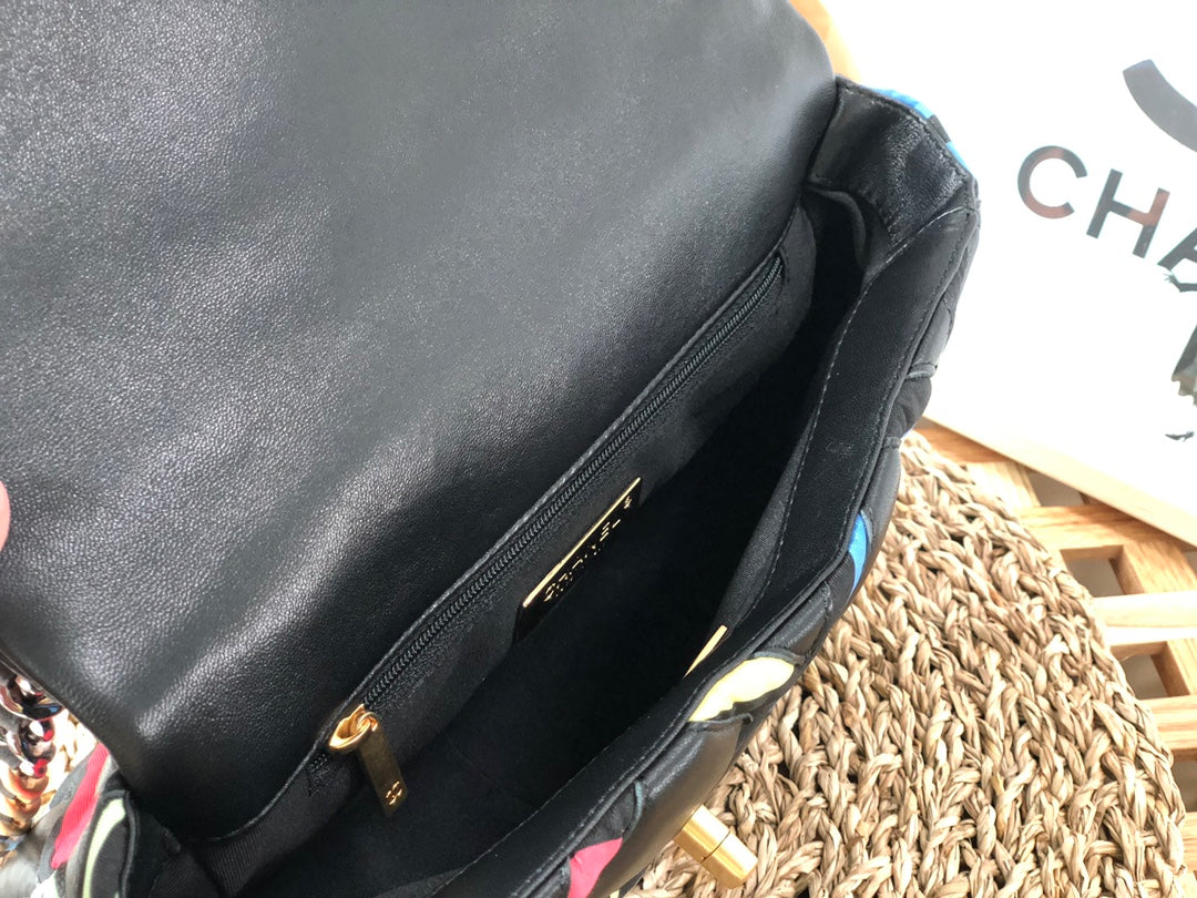 Handbag