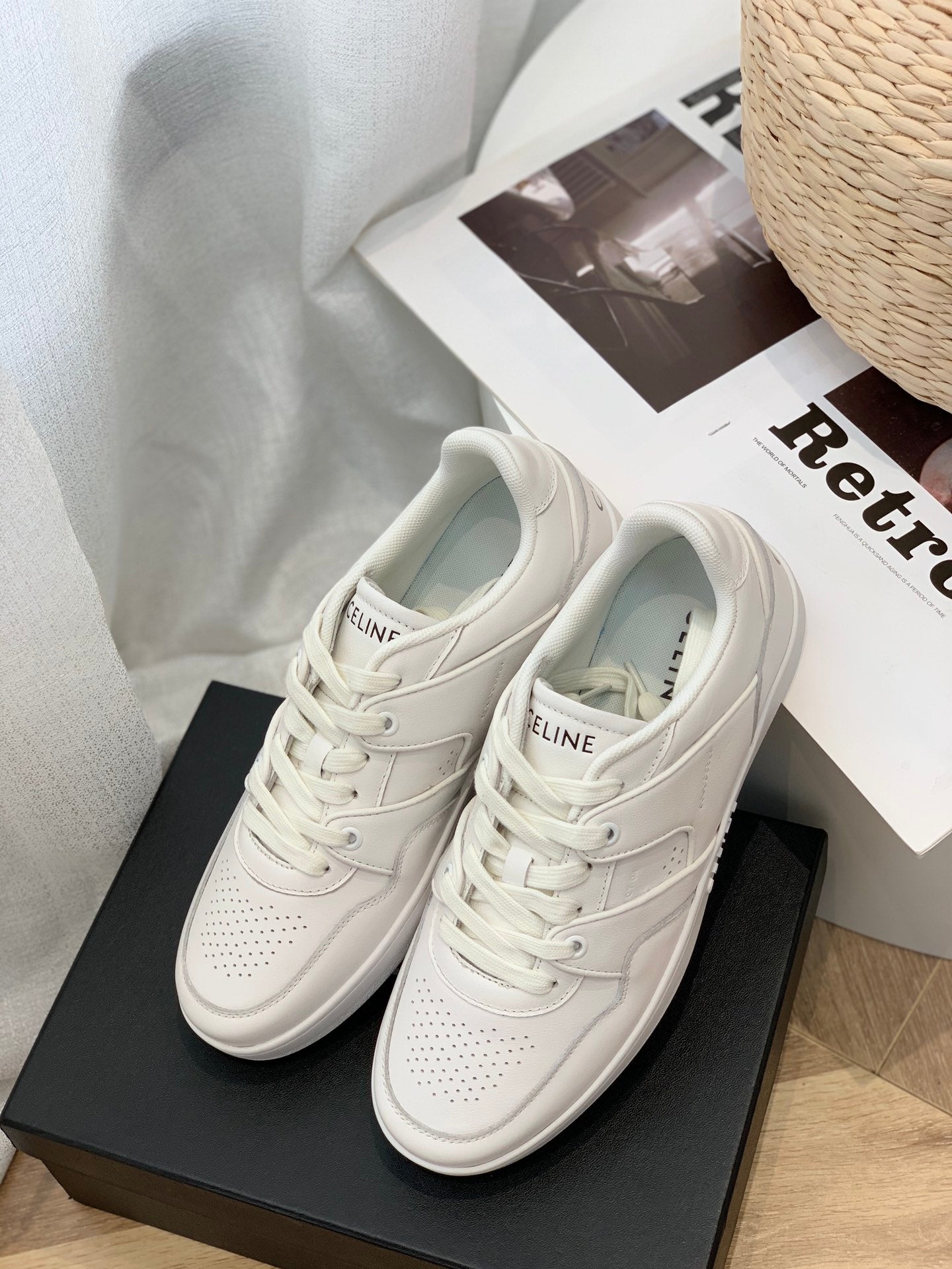 Sneakers