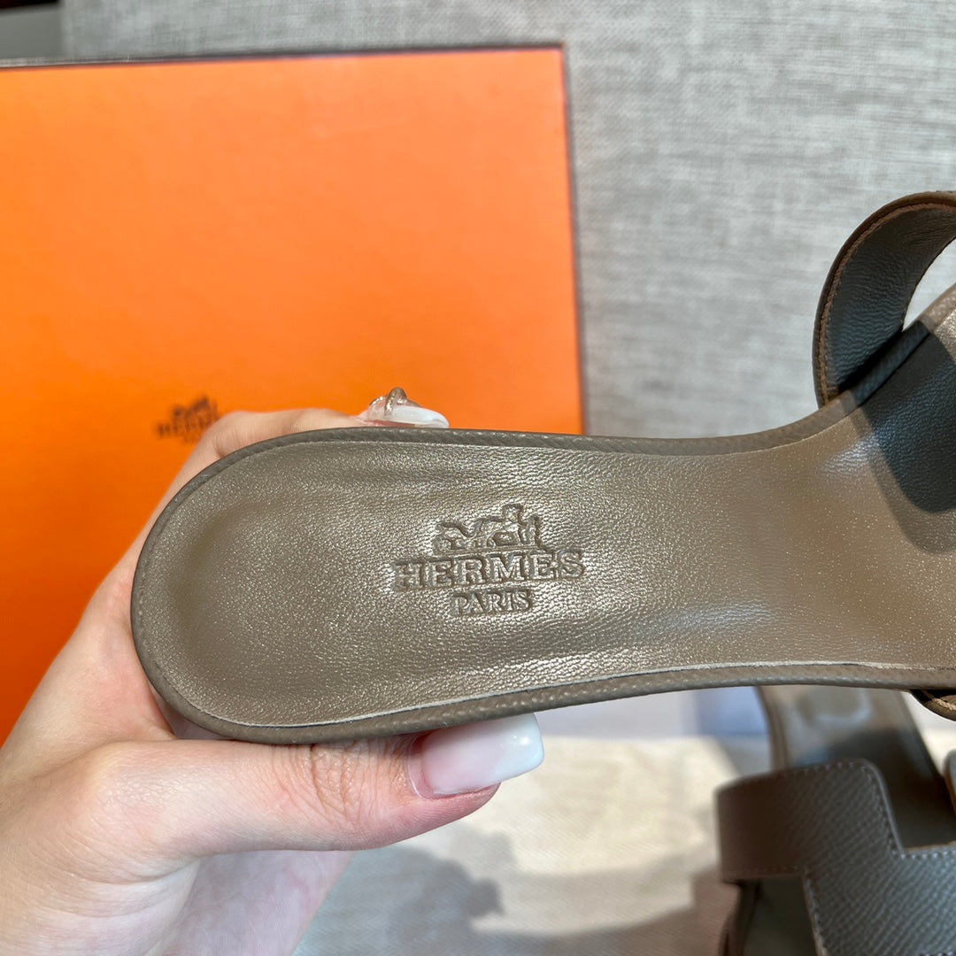 Slippers