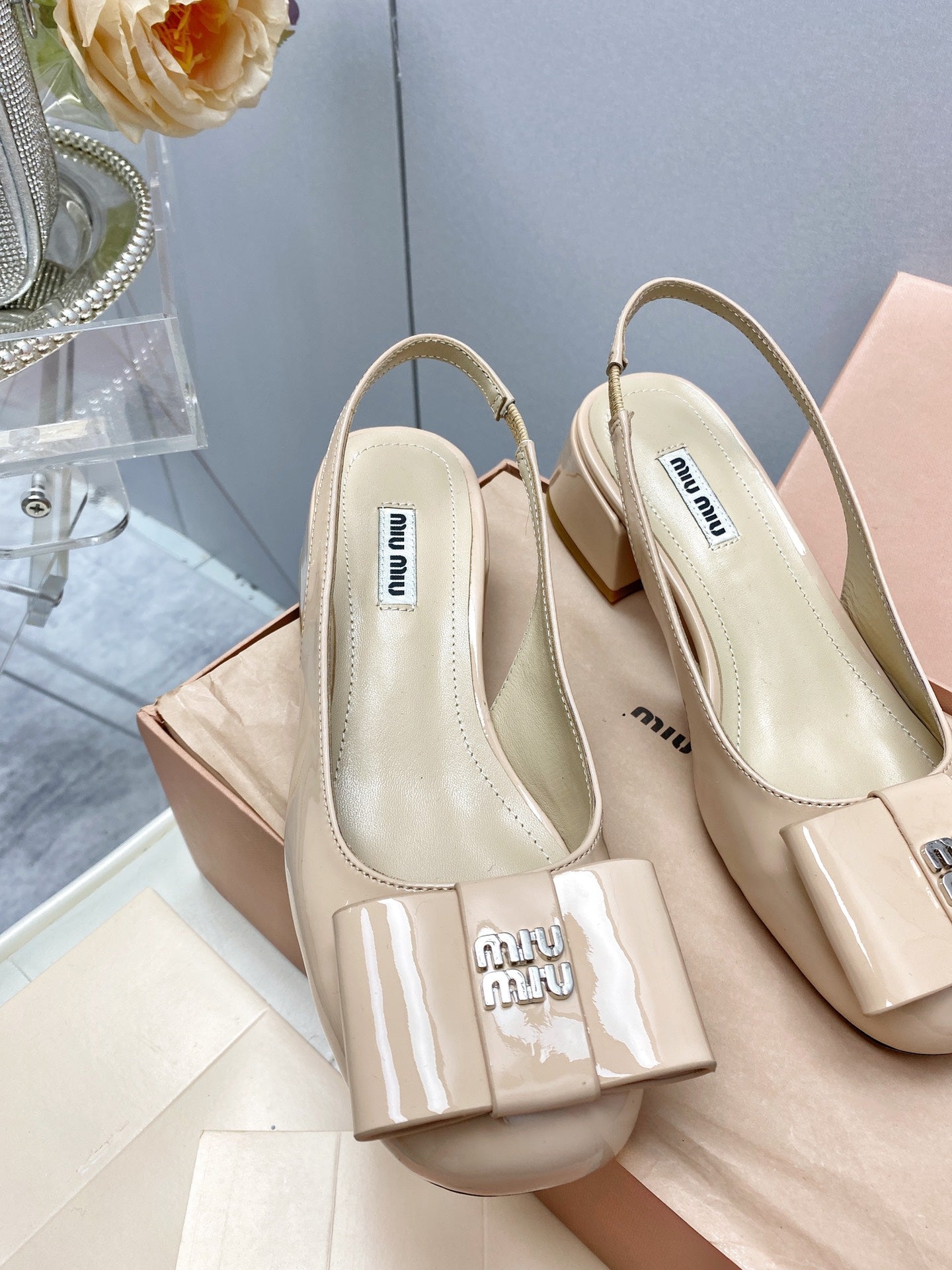 Slingbacks