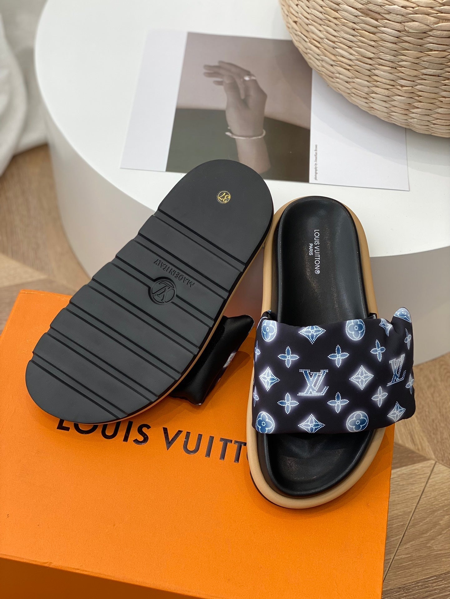 Slippers