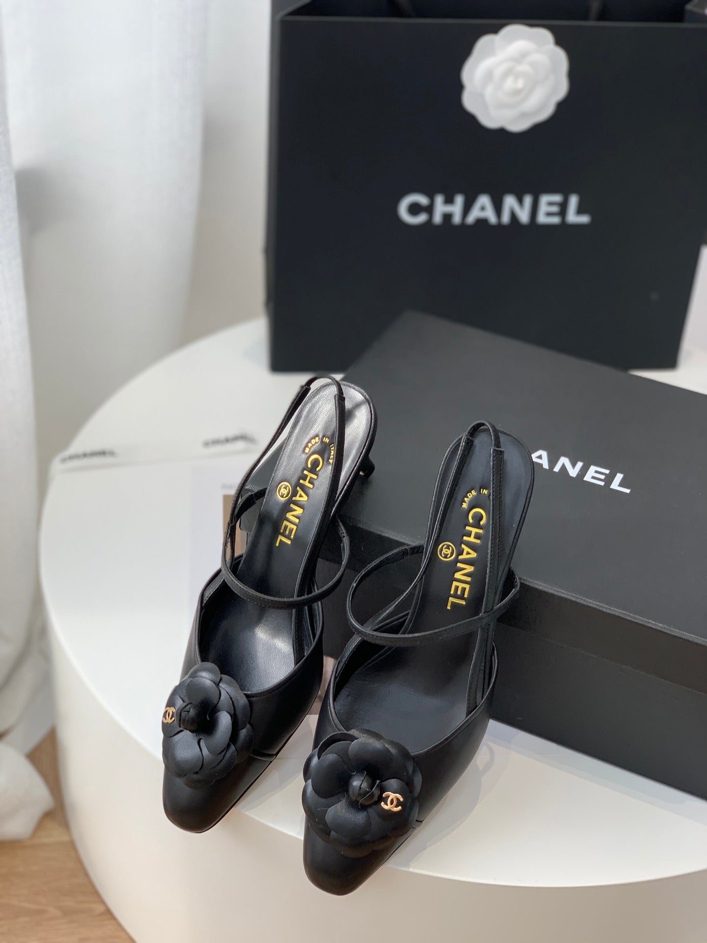 Slingbacks