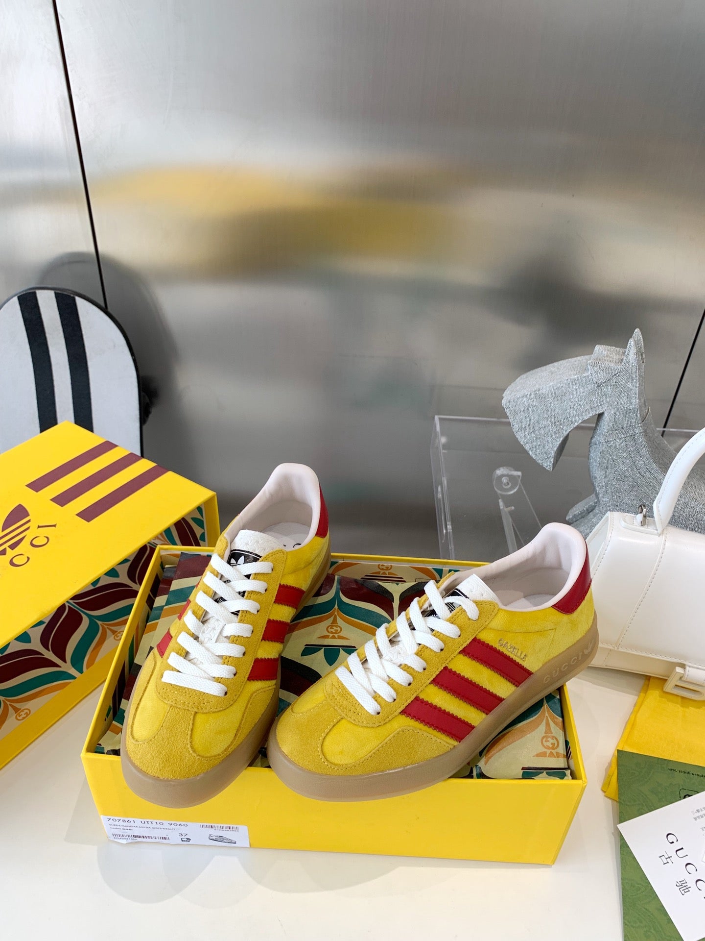 Sneakers