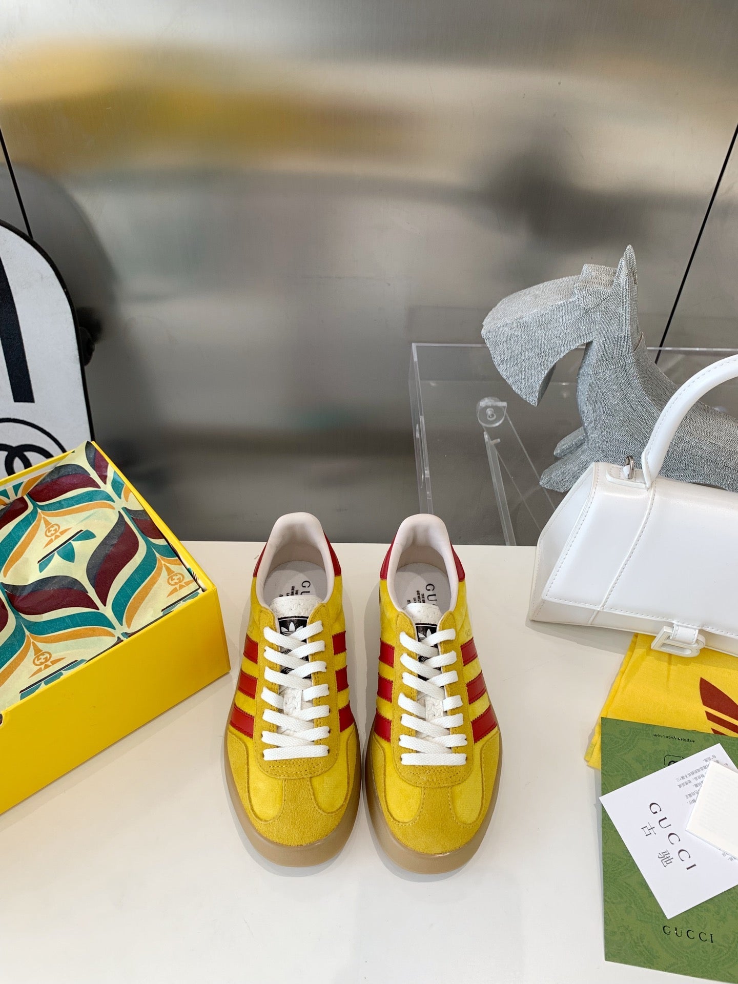 Sneakers