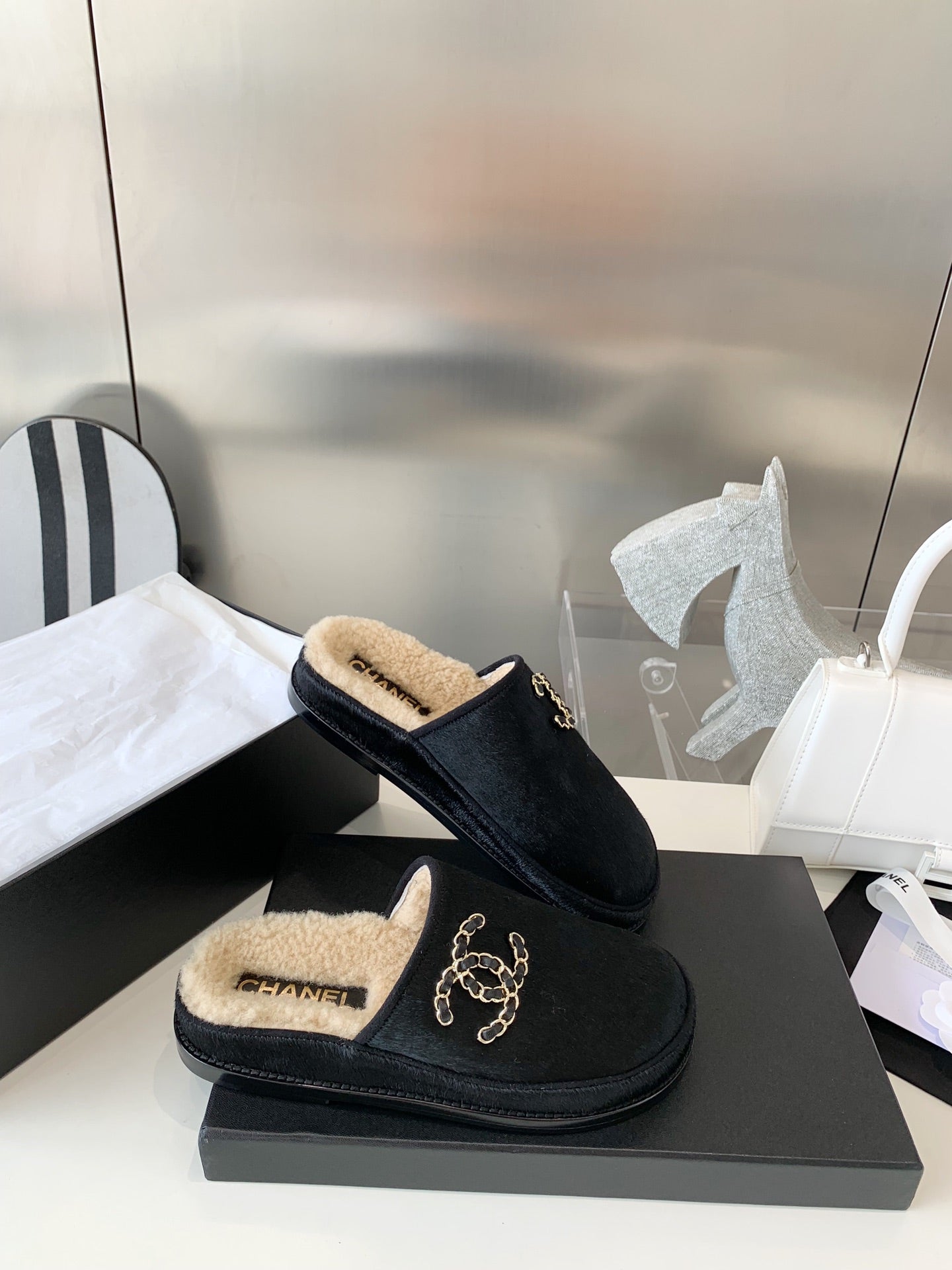 Slippers