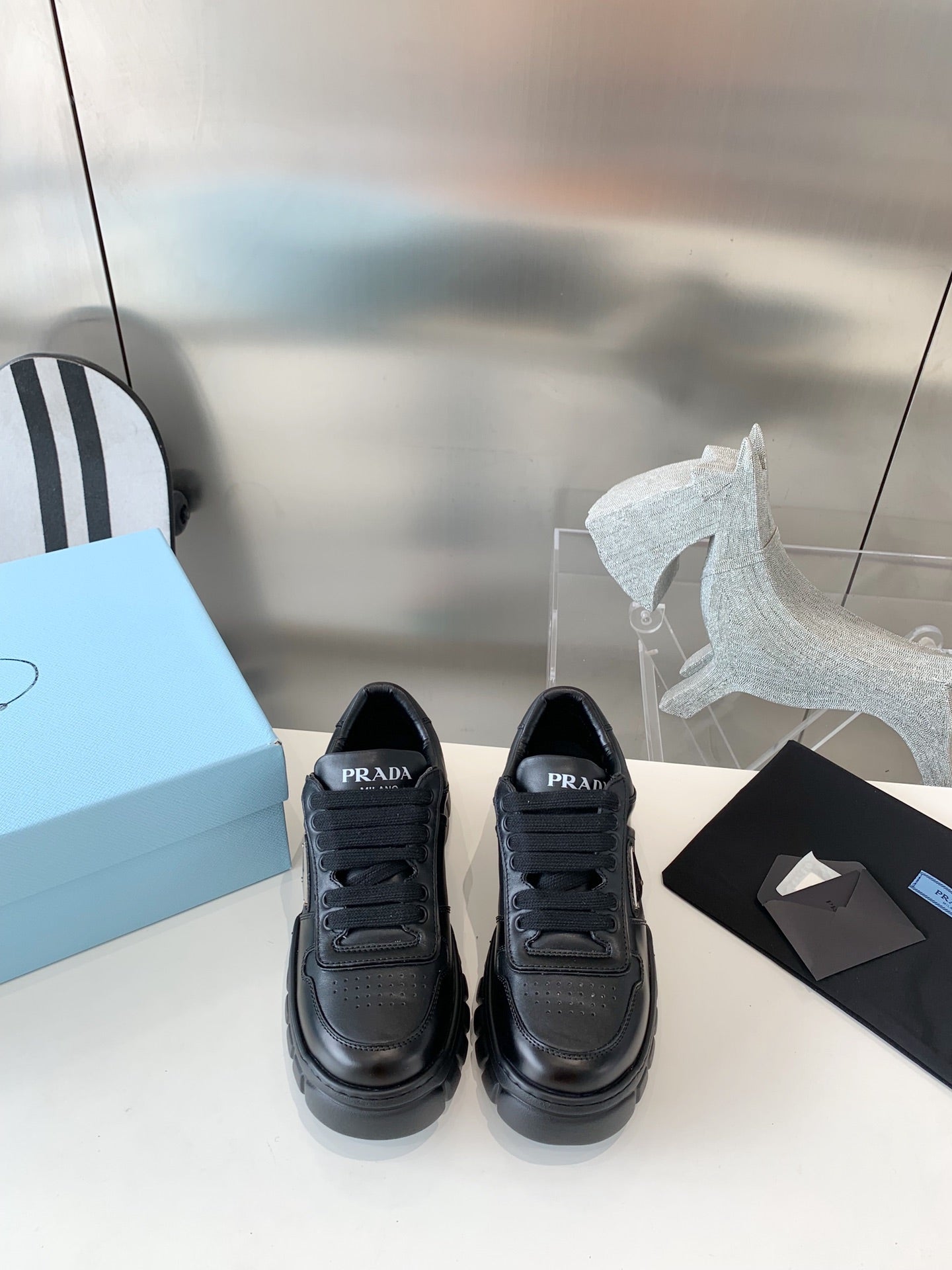 Sneakers