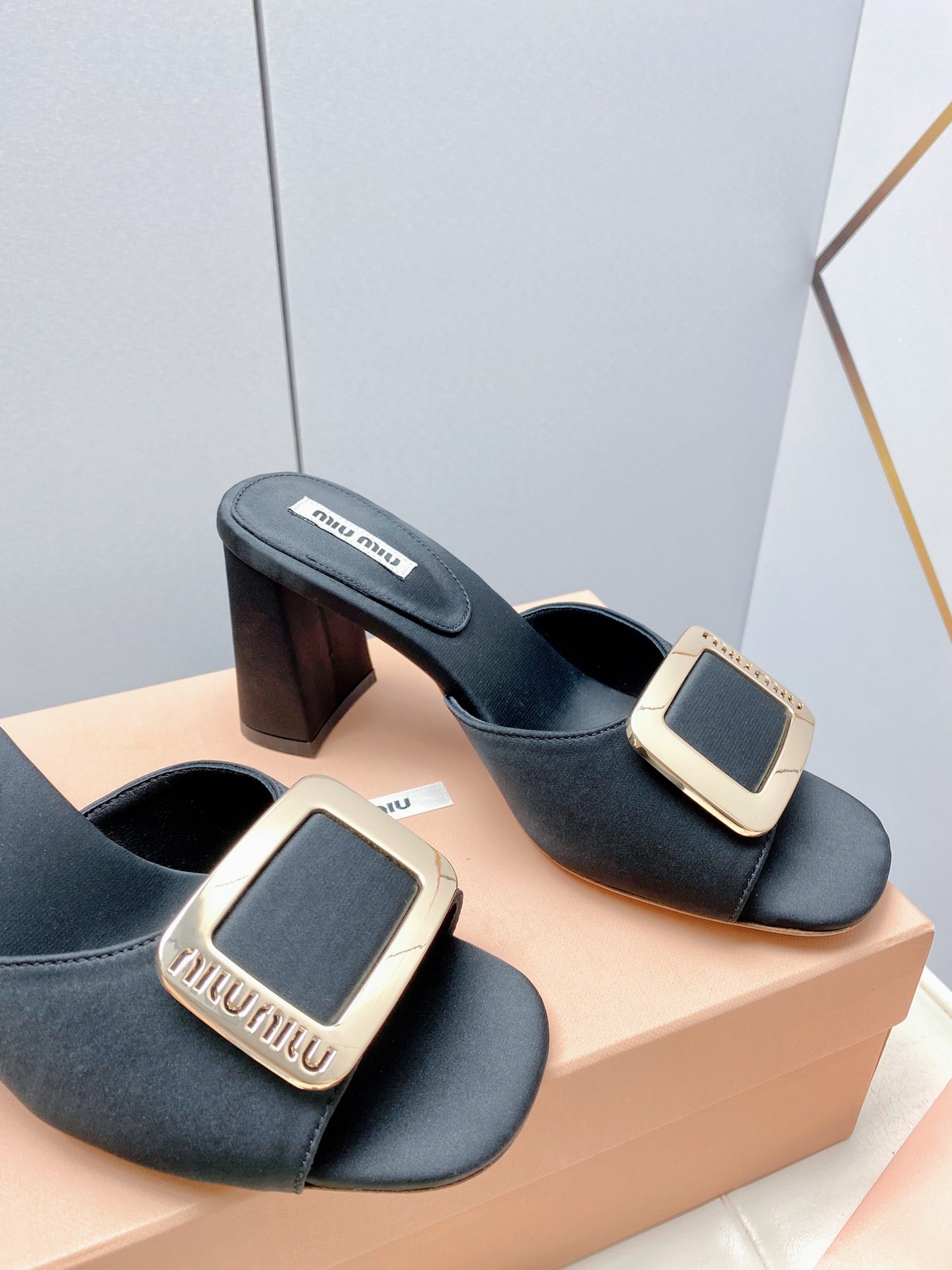 Slippers