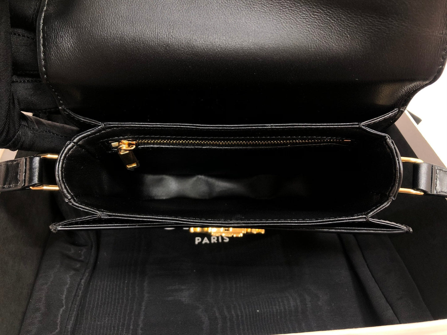 Handbag