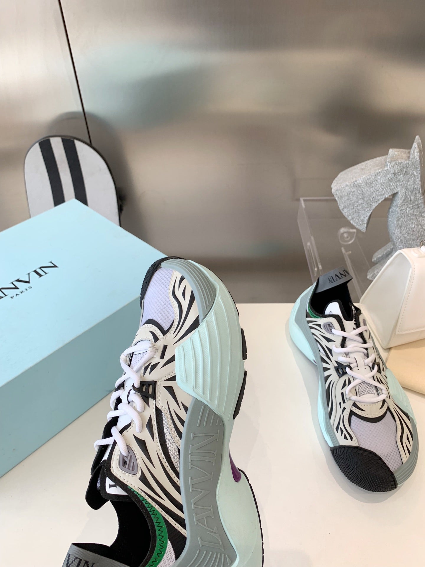 Sneakers