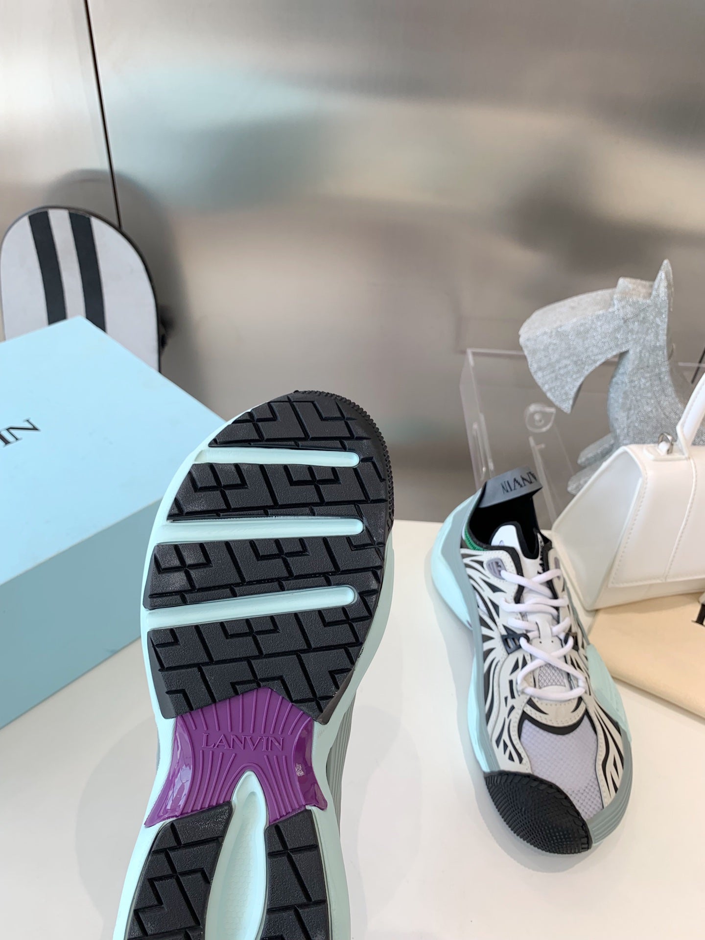 Sneakers