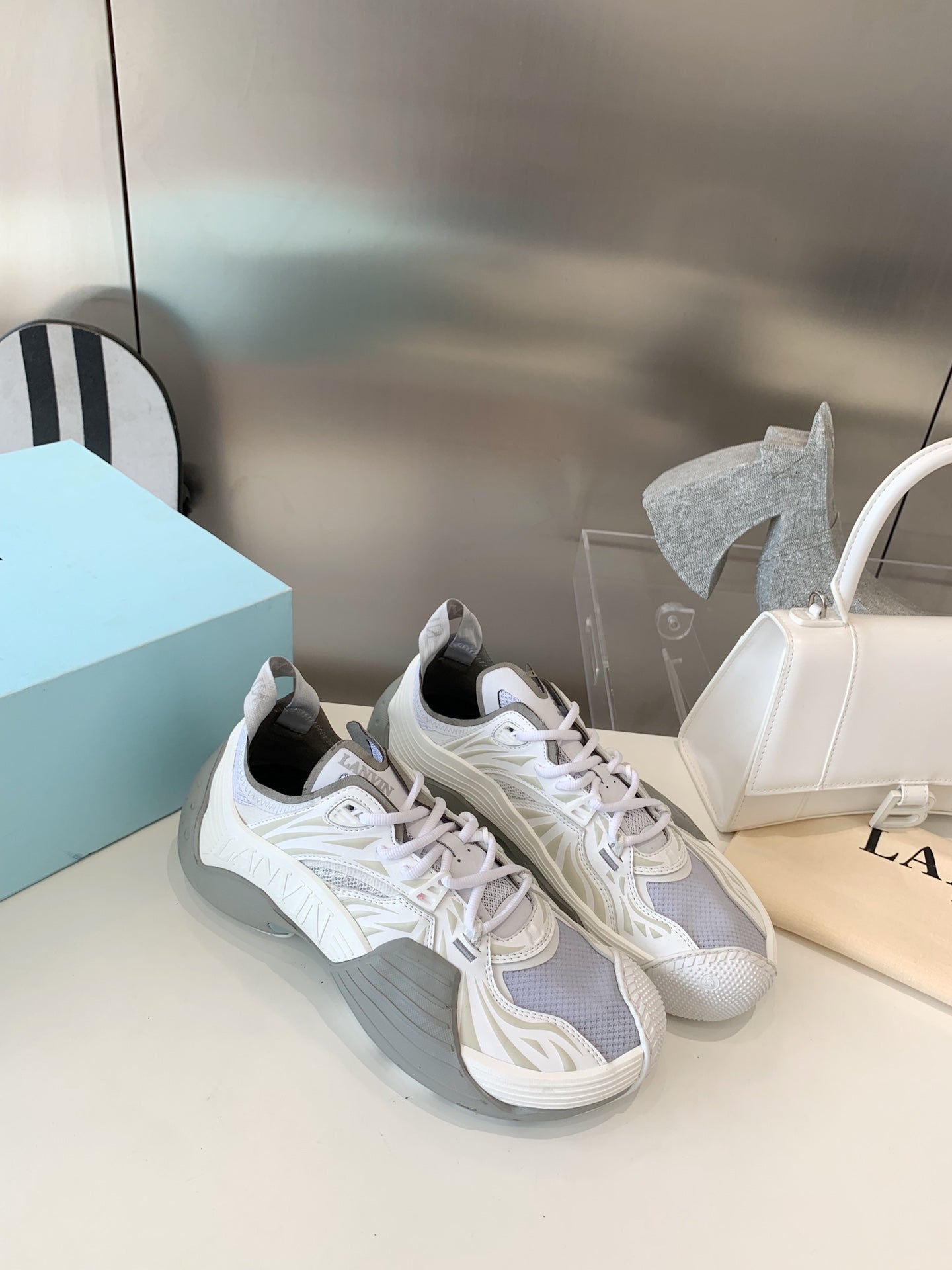 Sneakers