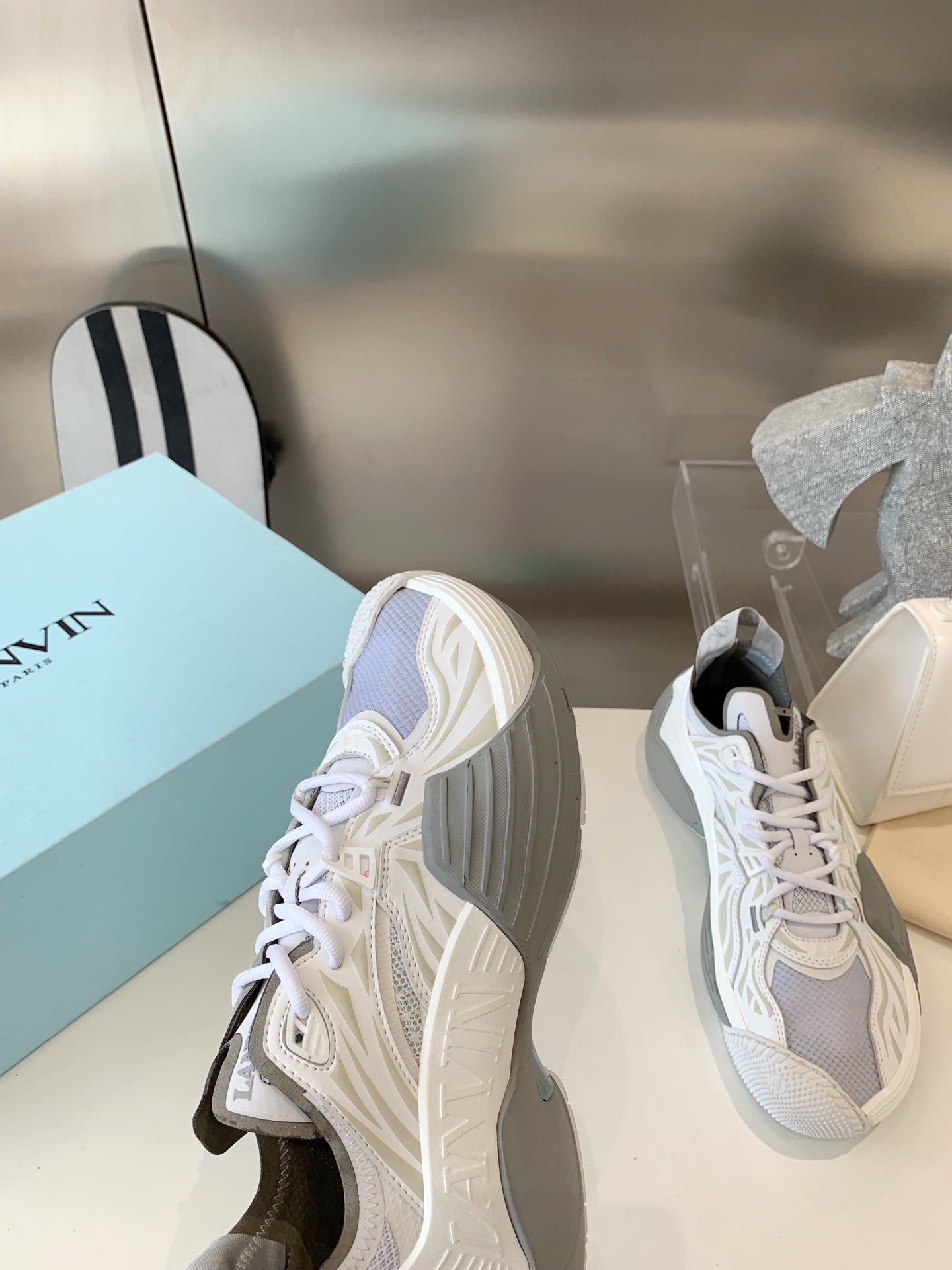 Sneakers