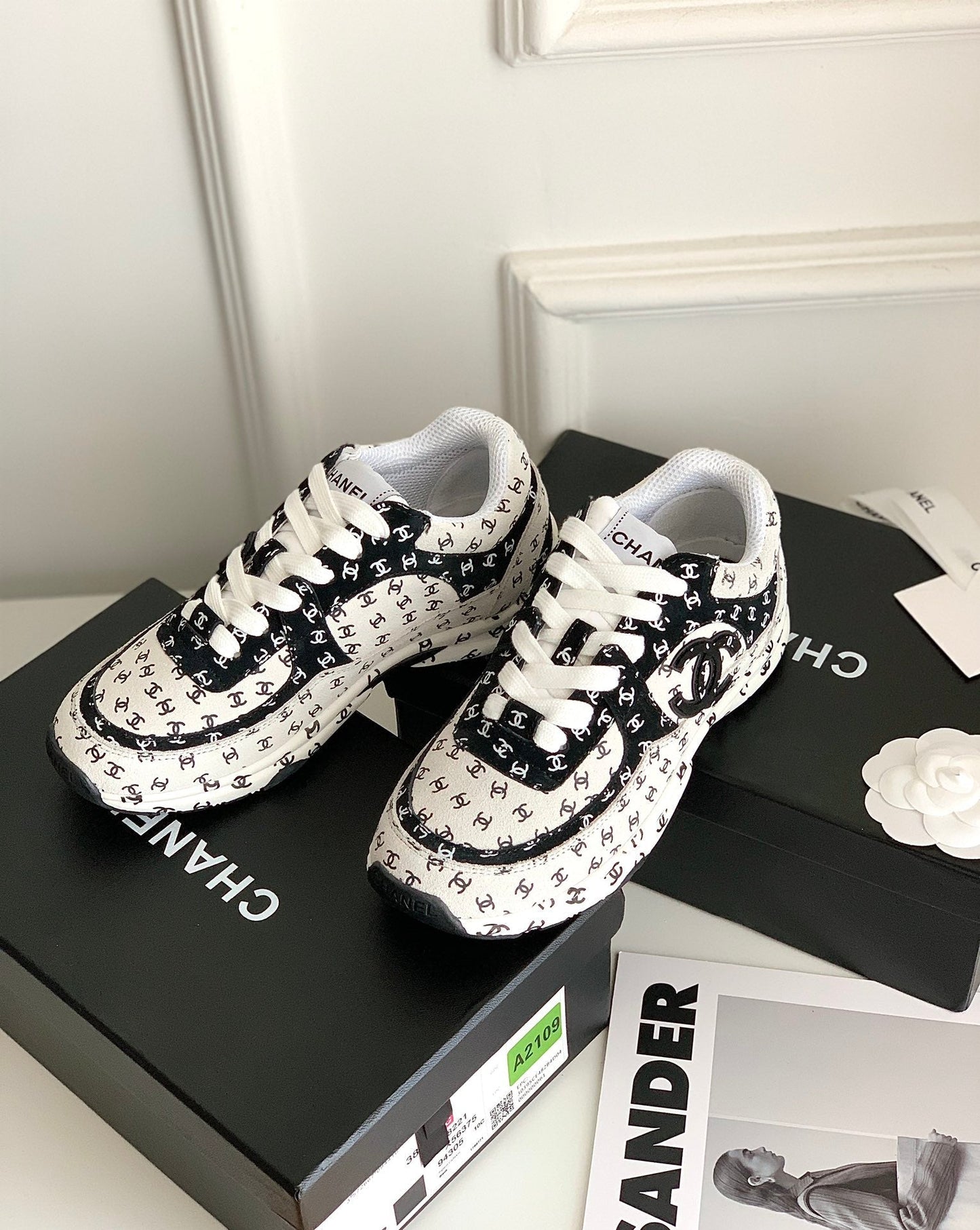 Sneakers