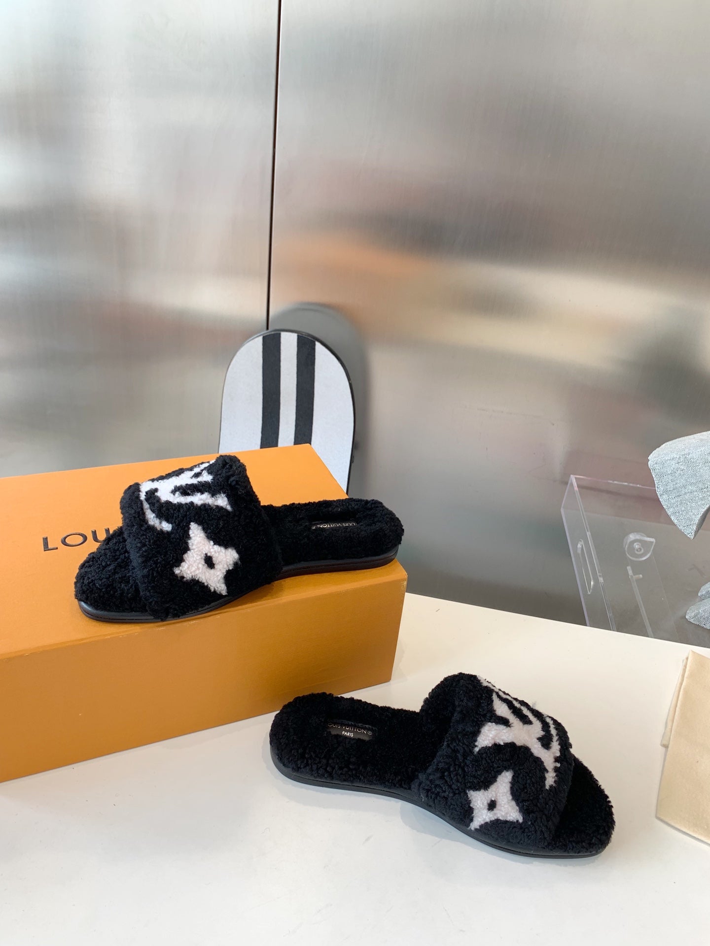 Slippers