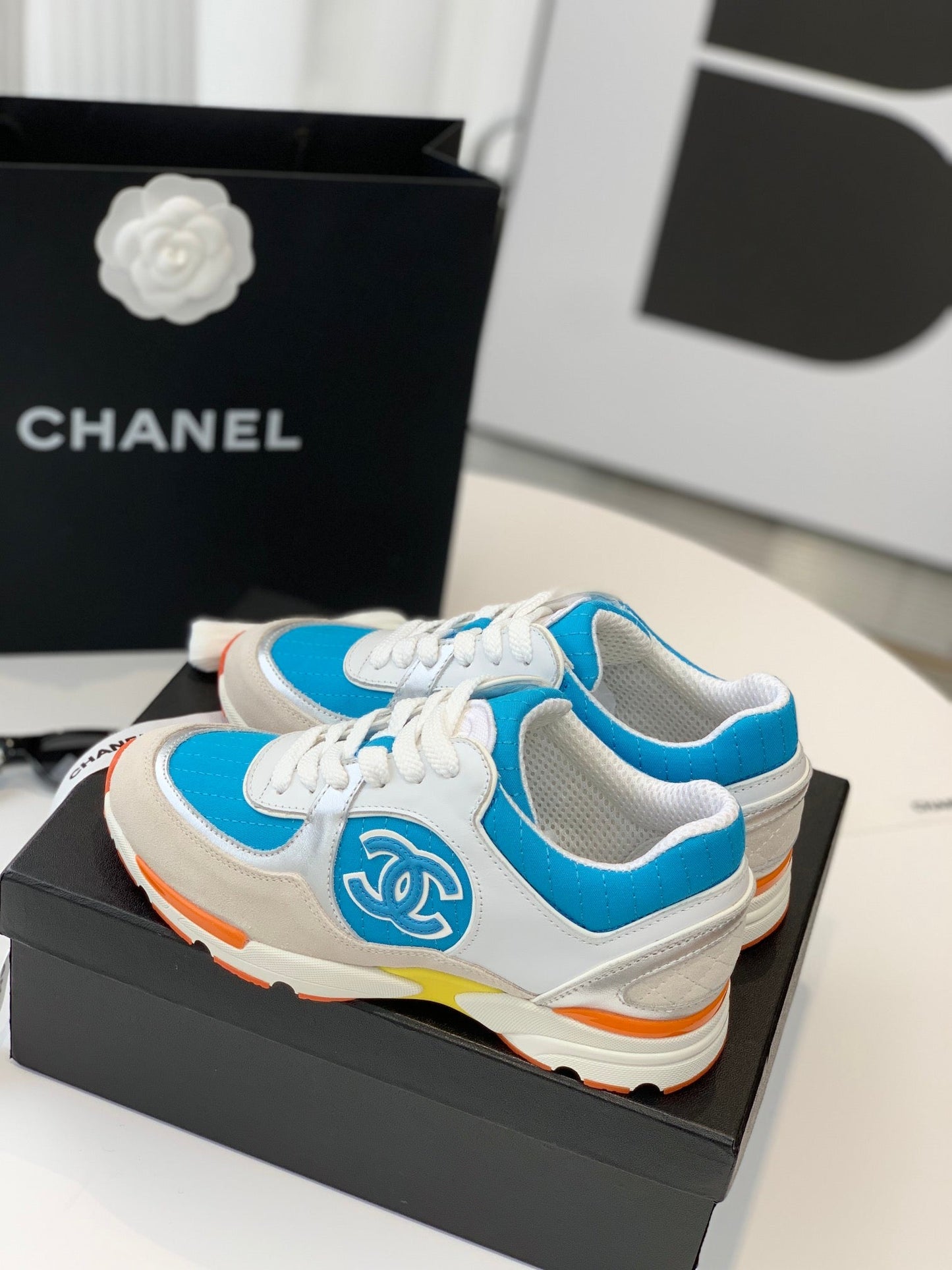 Sneakers