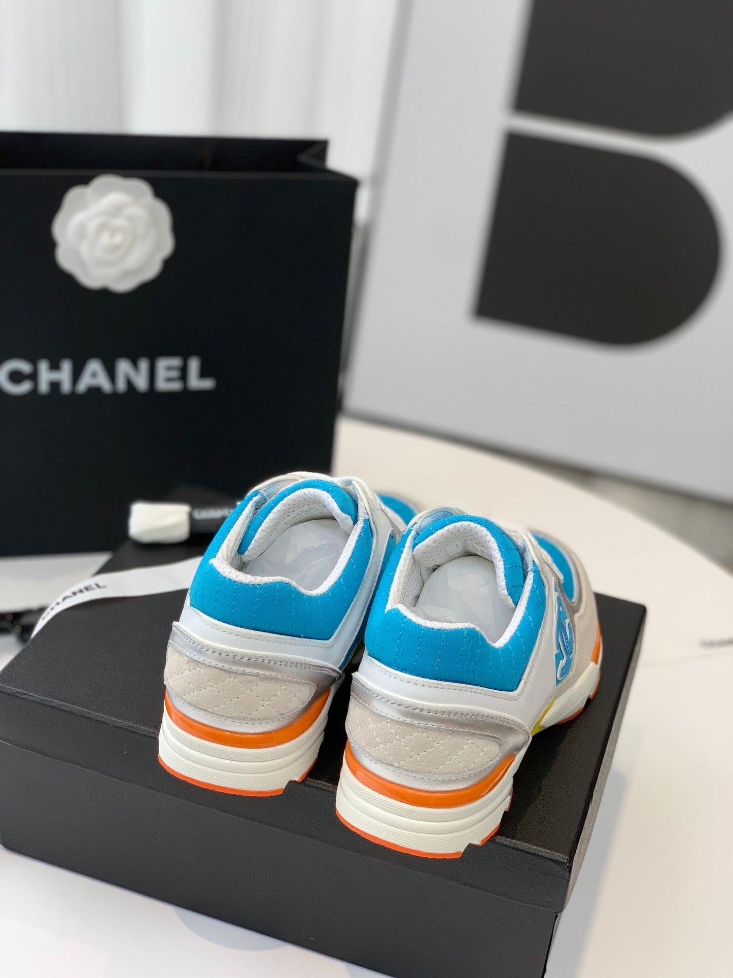Sneakers