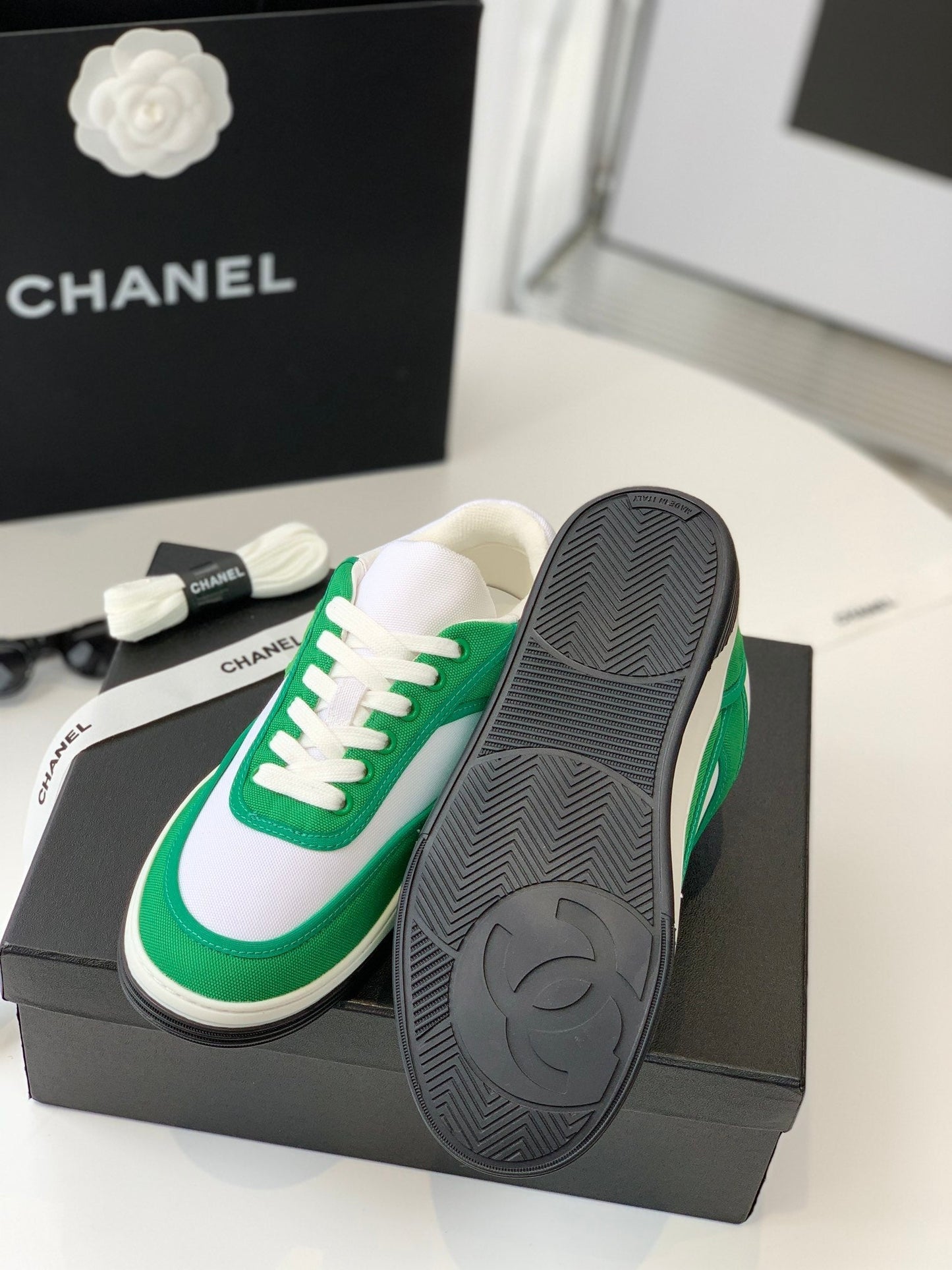 Sneakers