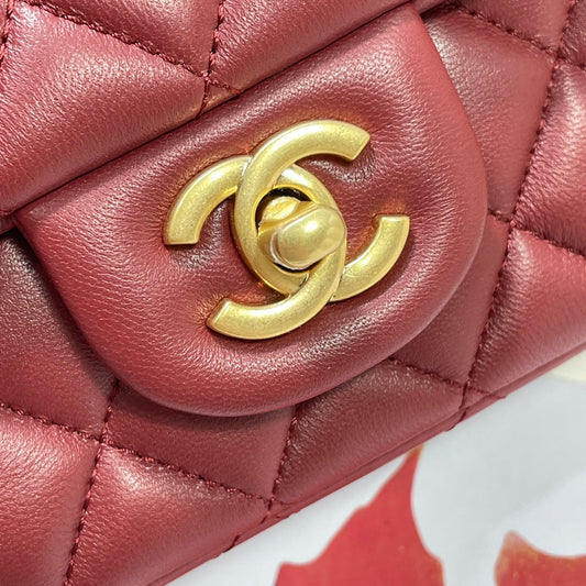 Handbag