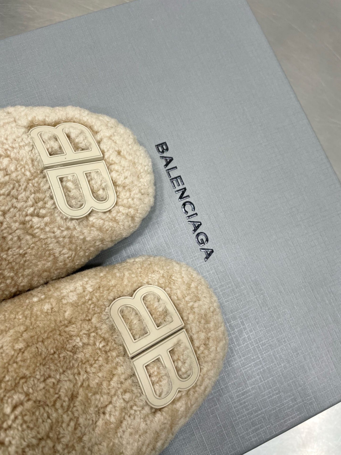 Slippers