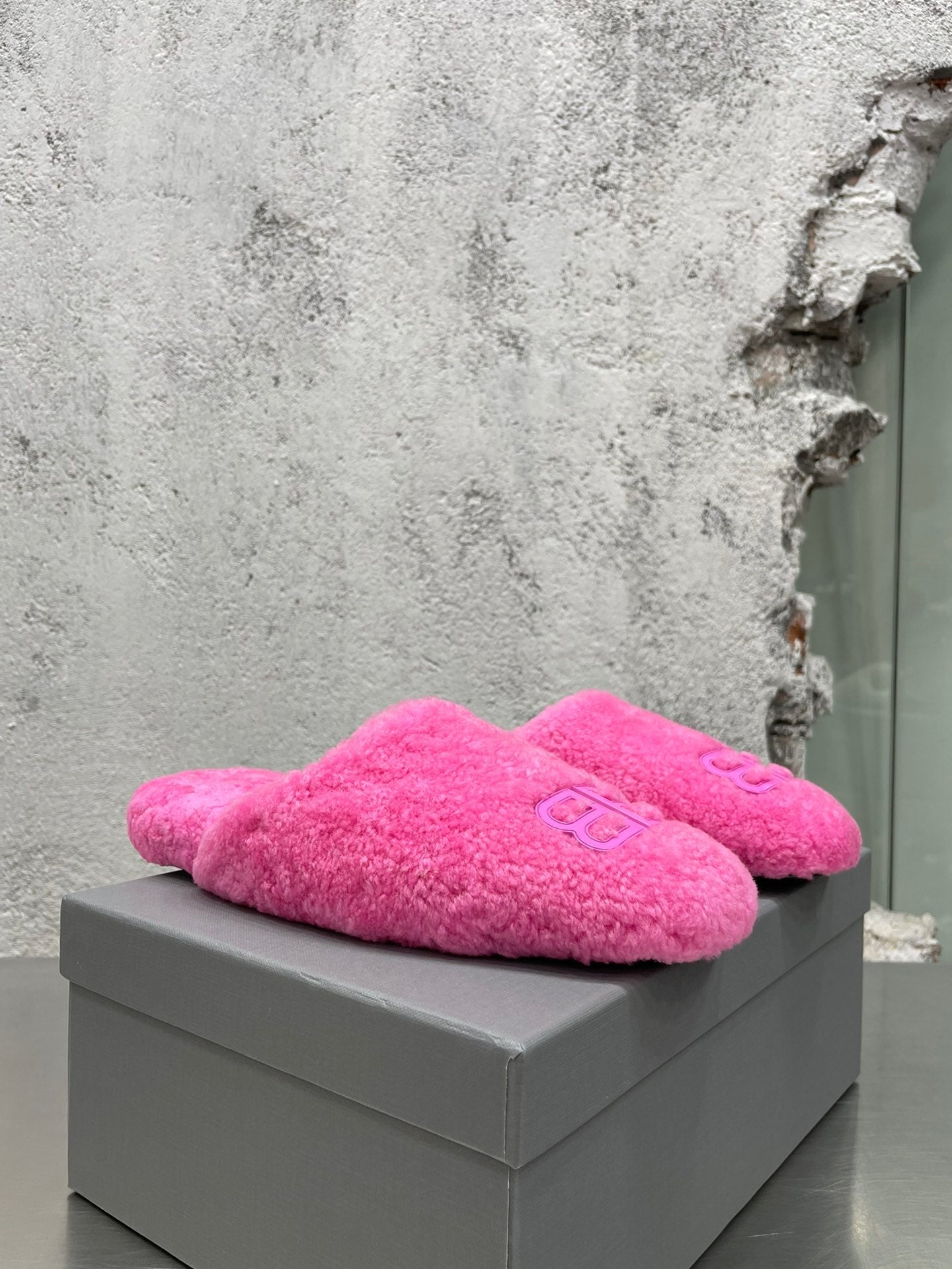 Slippers