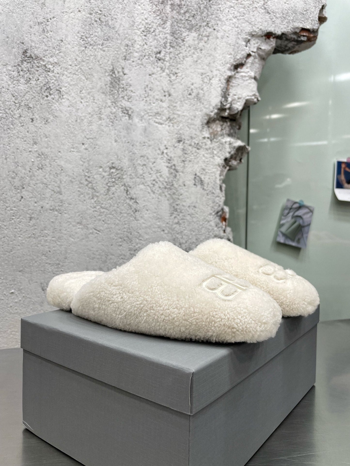 Slippers