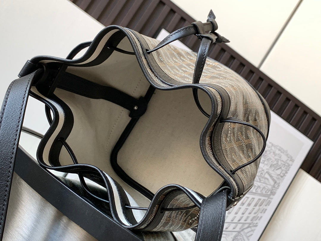 Bucket Bag