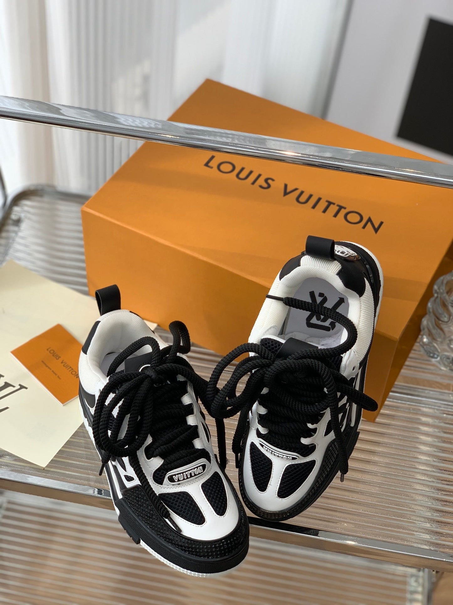 Sneakers