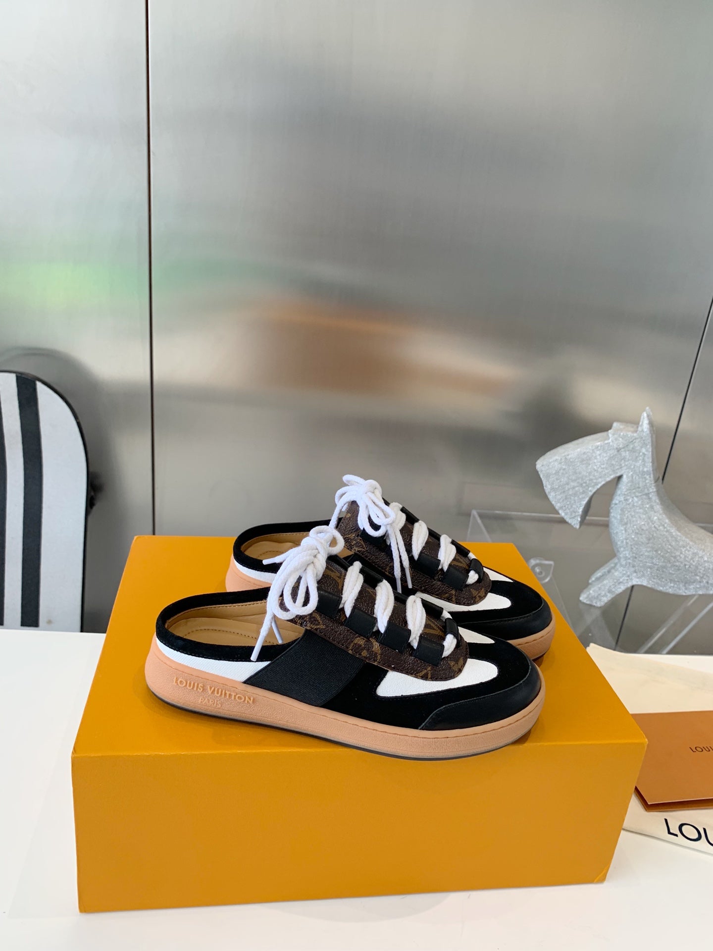 Sneakers