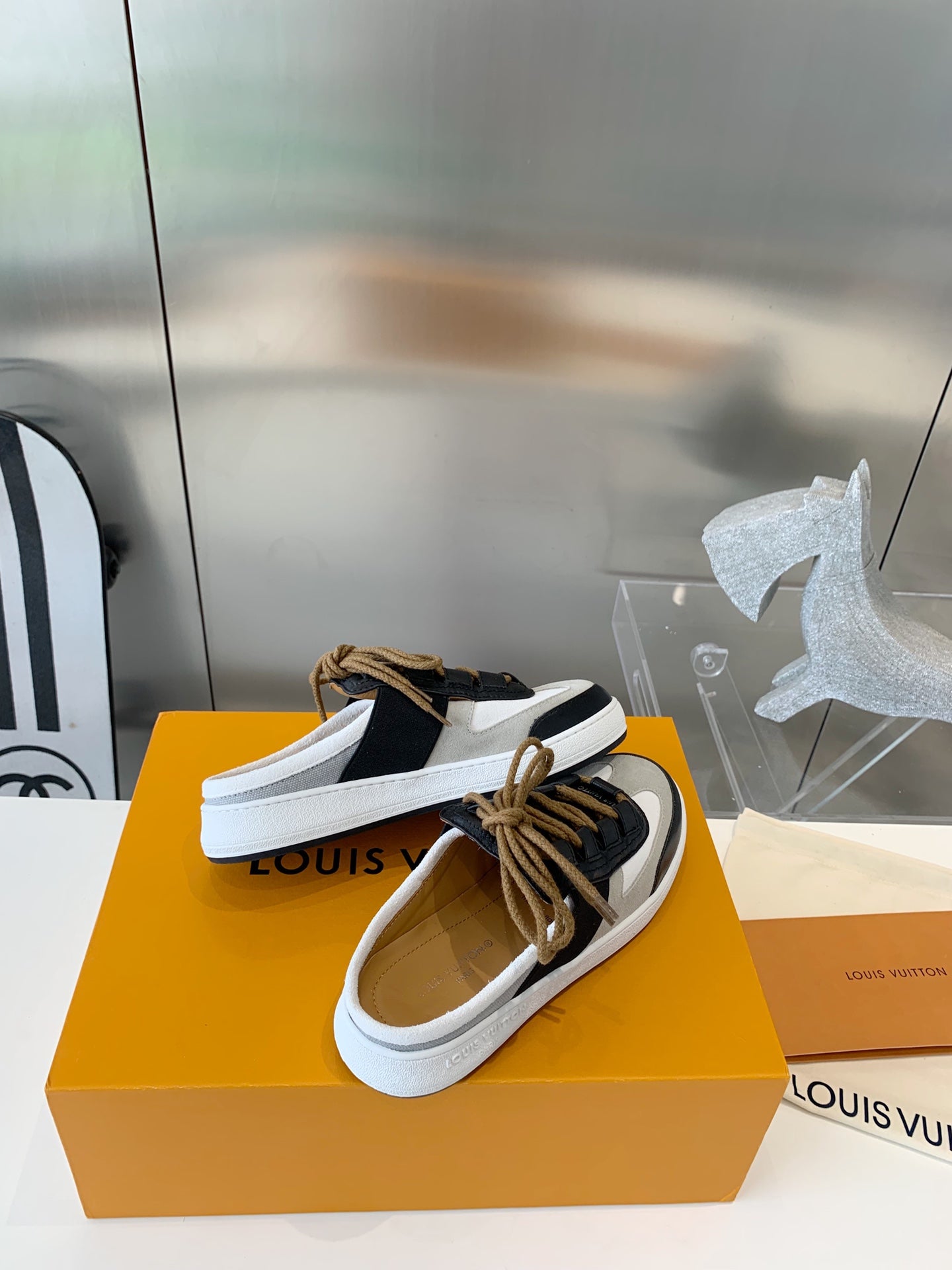 Sneakers