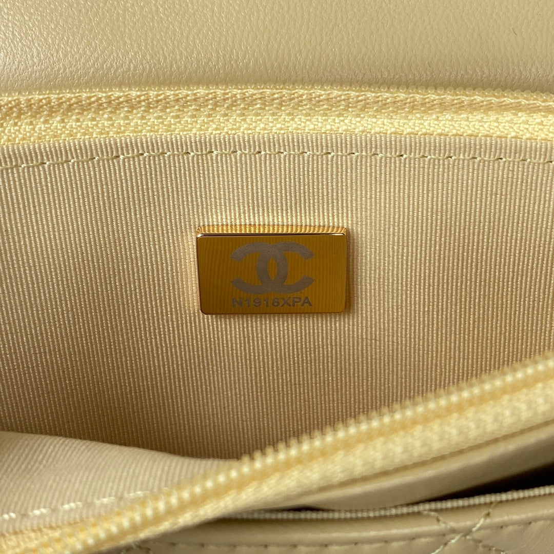 Handbag