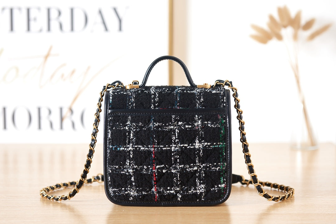 Handbag