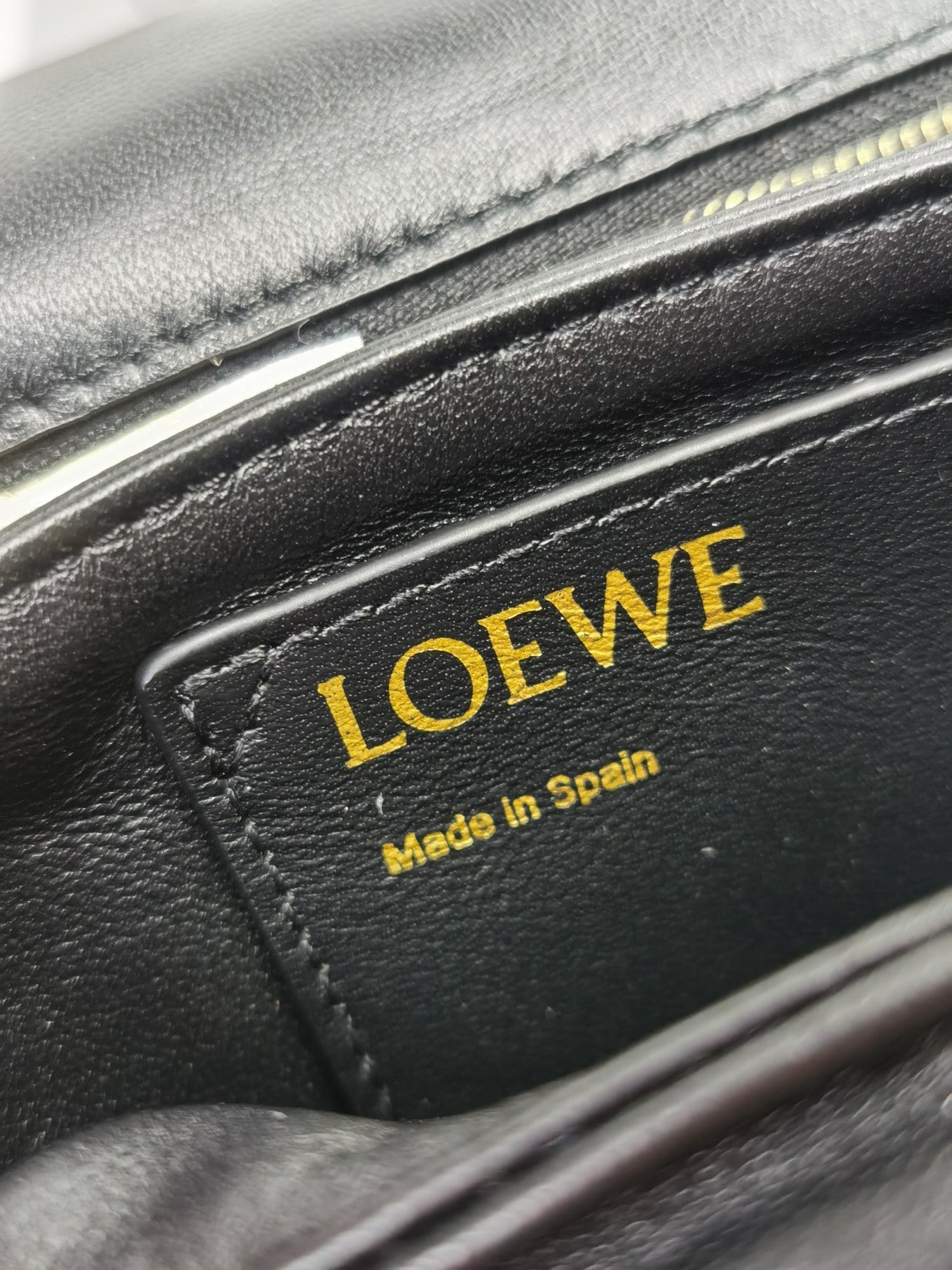 Handbag