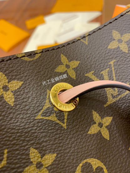Bucket Bag