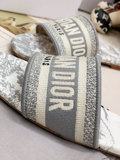 Slippers